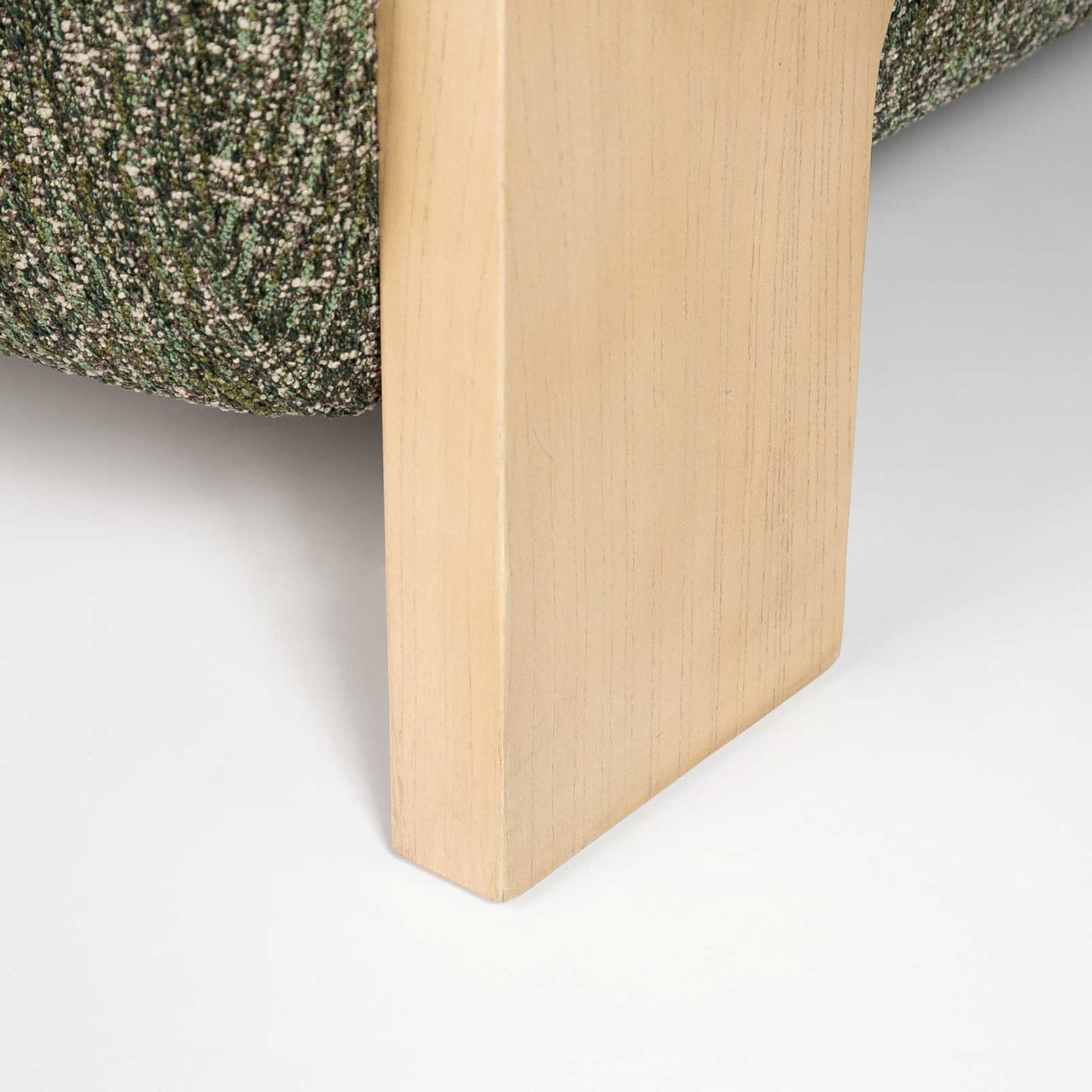 Clea Chair 3 - FURNITURE - chair Style In Form