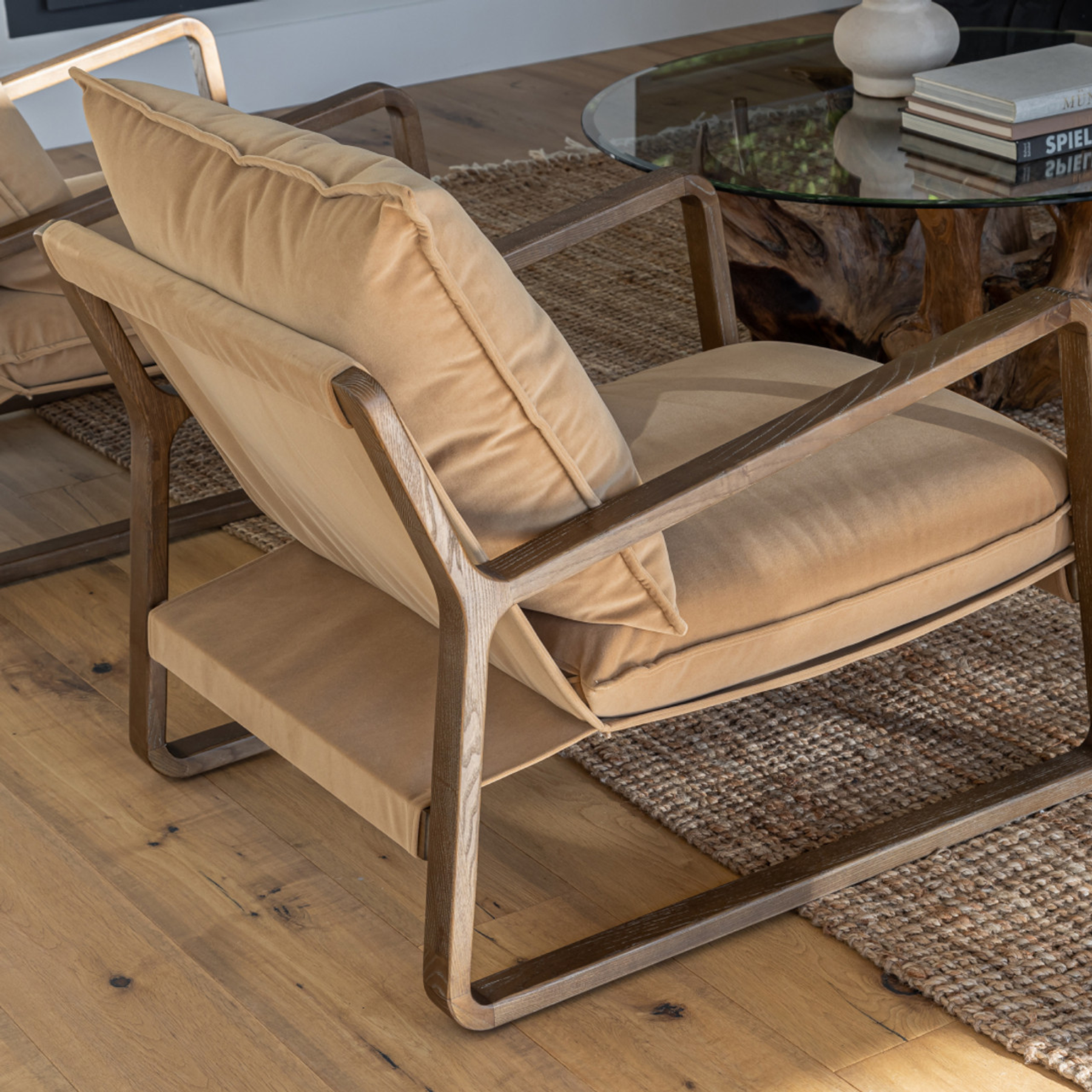 Sully Sling Chair Accent Chairs Style in Form
