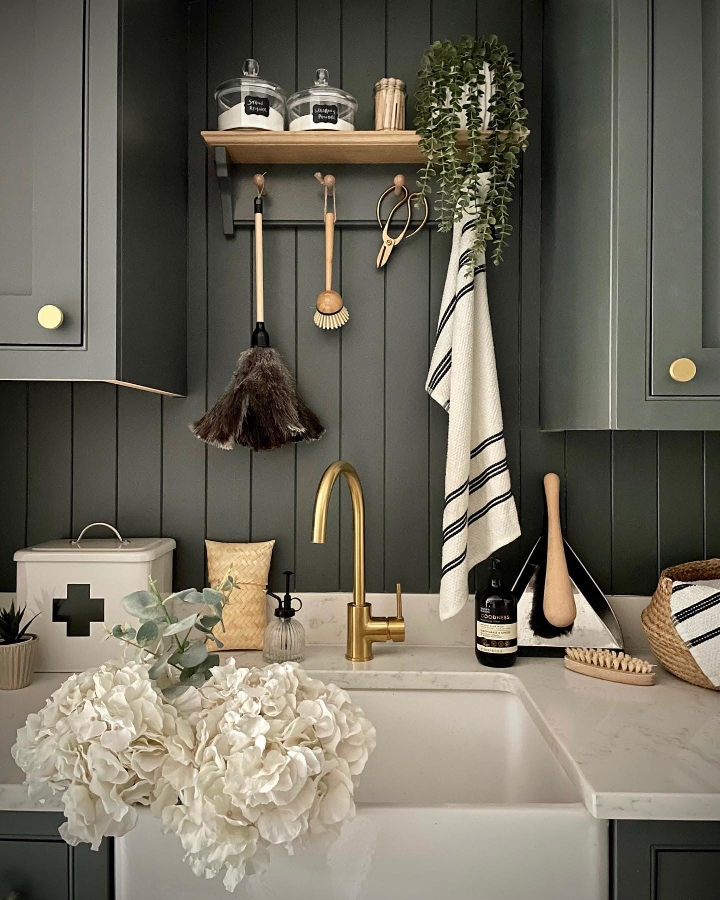 OVERSTOCK PAINT - Farrow & Ball Down Pipe No. 26 PAINT - in store Farrow & Ball