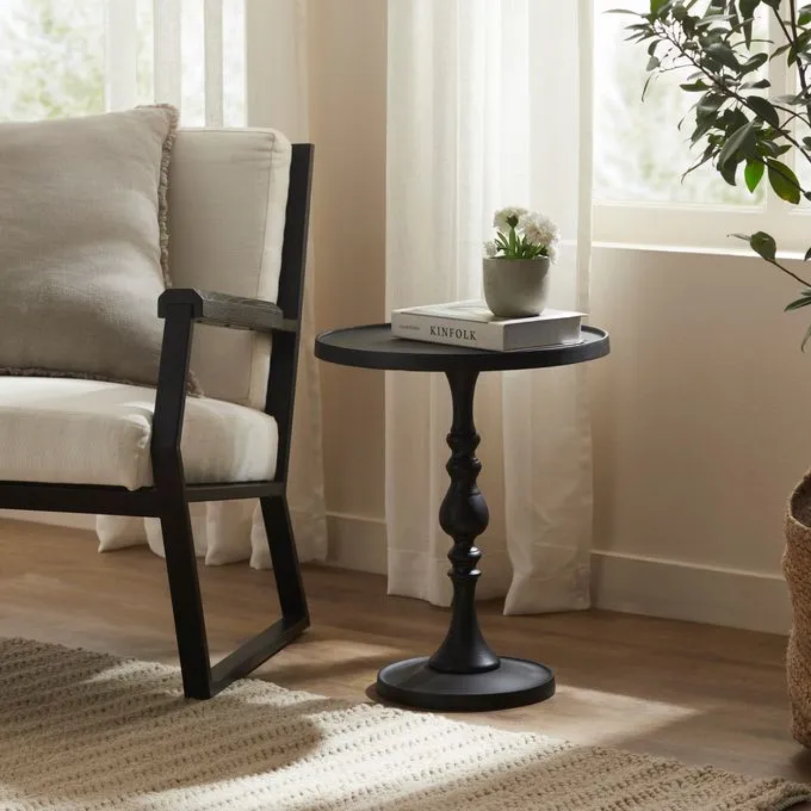 Yrene Side Table 4 - c - FURNITURE - accent table - metal Renwil