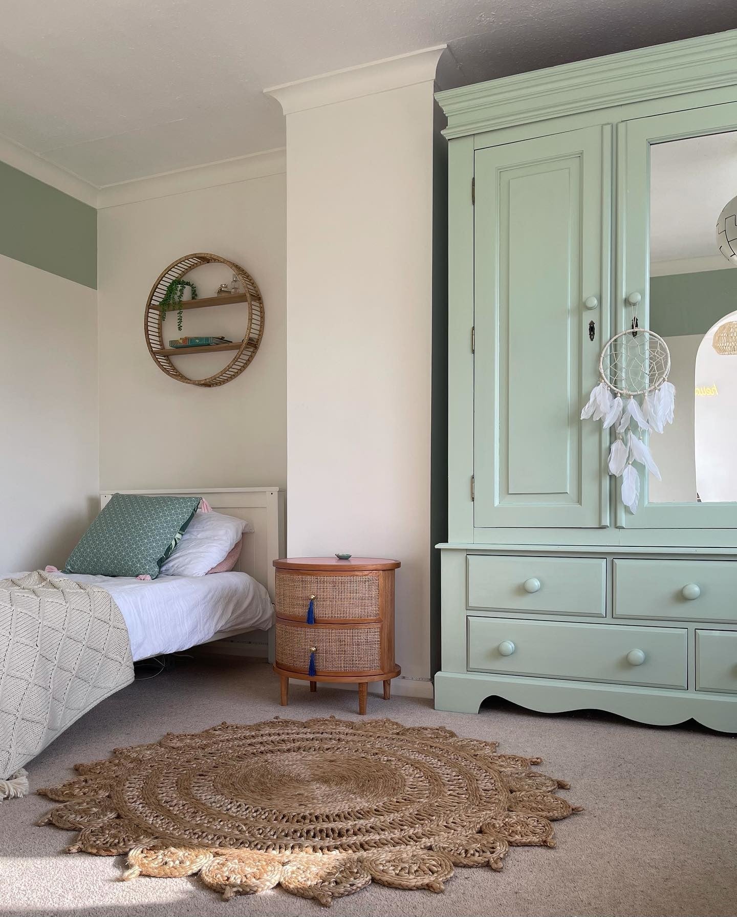 Farrow & Ball Palm No. CC4 - Archive Collection PAINT - Farrow & Ball Farrow & Ball