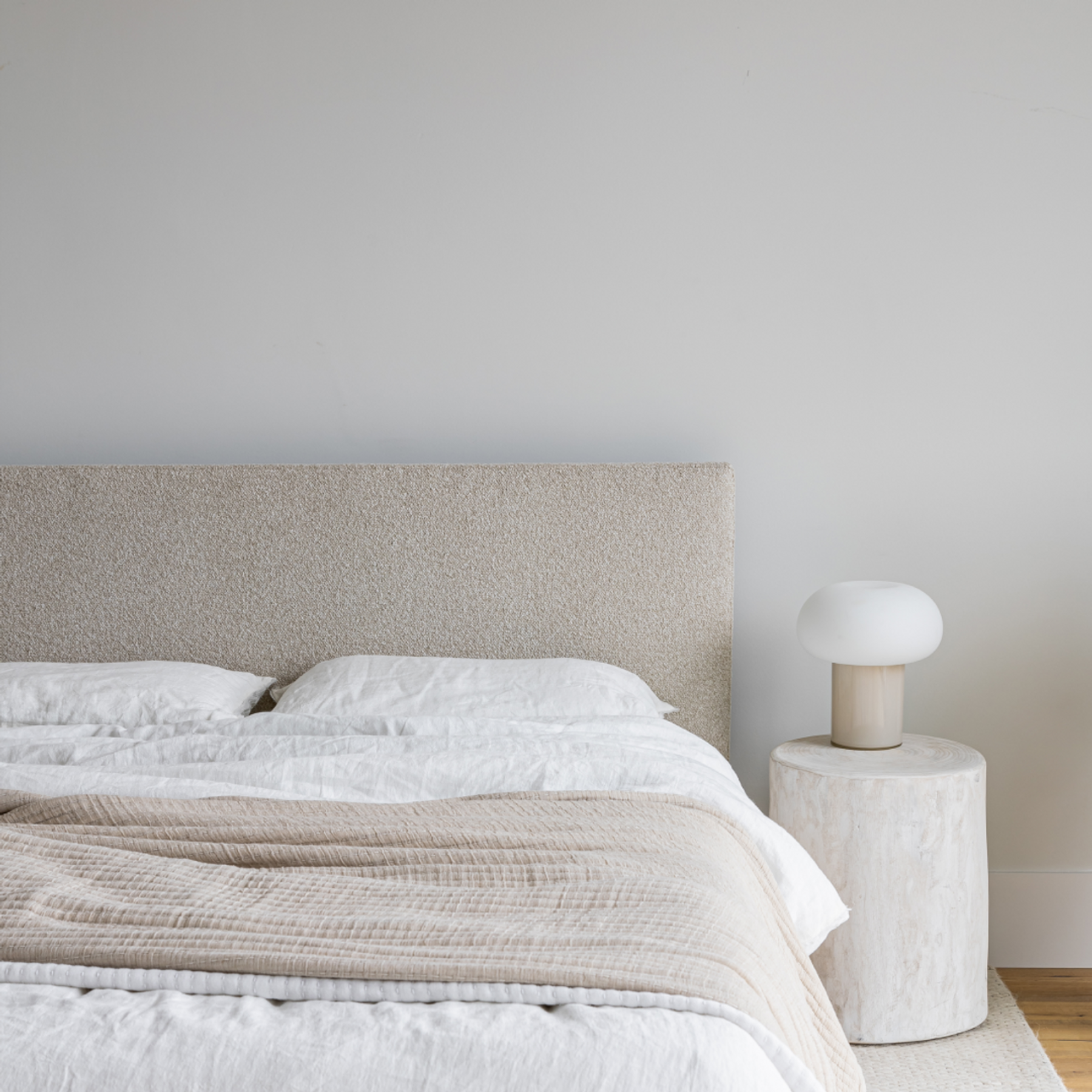 Lilith Tool-Free Queen Bed FURNITURE - bed Style In Form