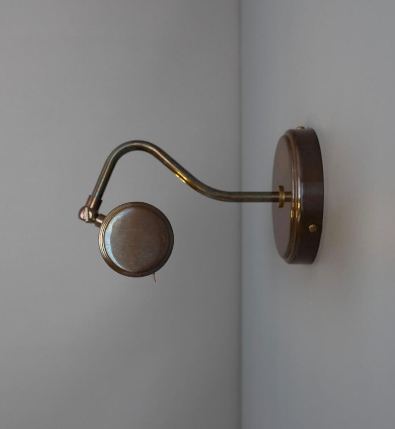 Belfast Picture Light LIGHTING - sconce Mullan Lighting