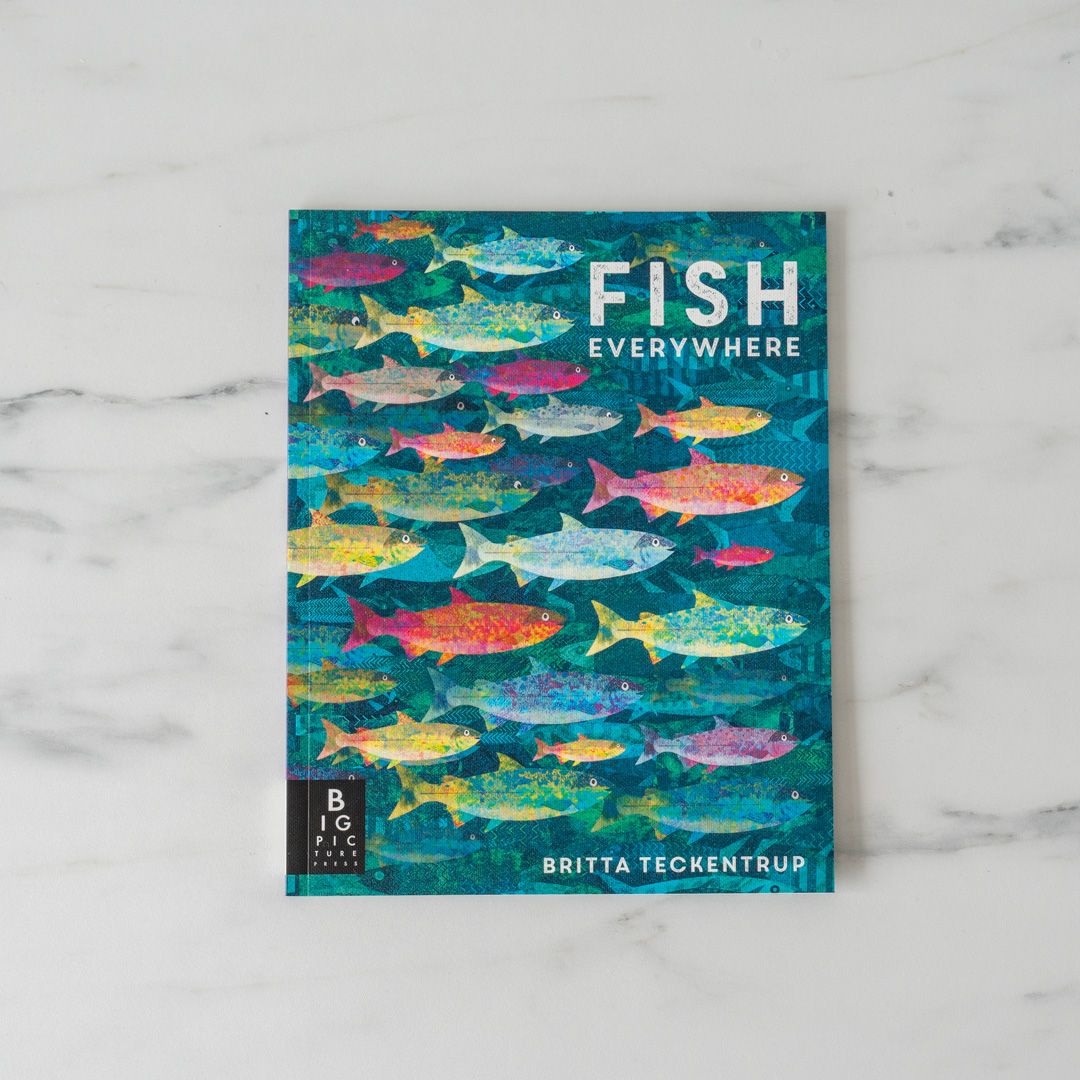 "Fish Everywhere" by Britta Teckentrup FINNBIRD - book Penguin Random House