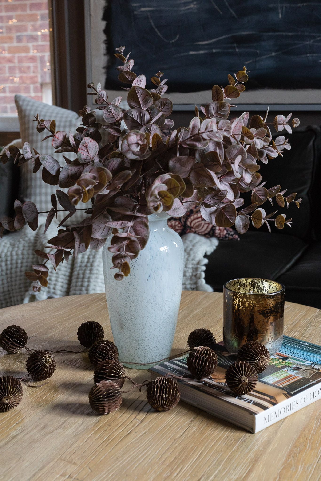 PRE-ORDER - Metallic Finish Candle - Woodfire CHRISTMAS 2024 Illume (DYA)