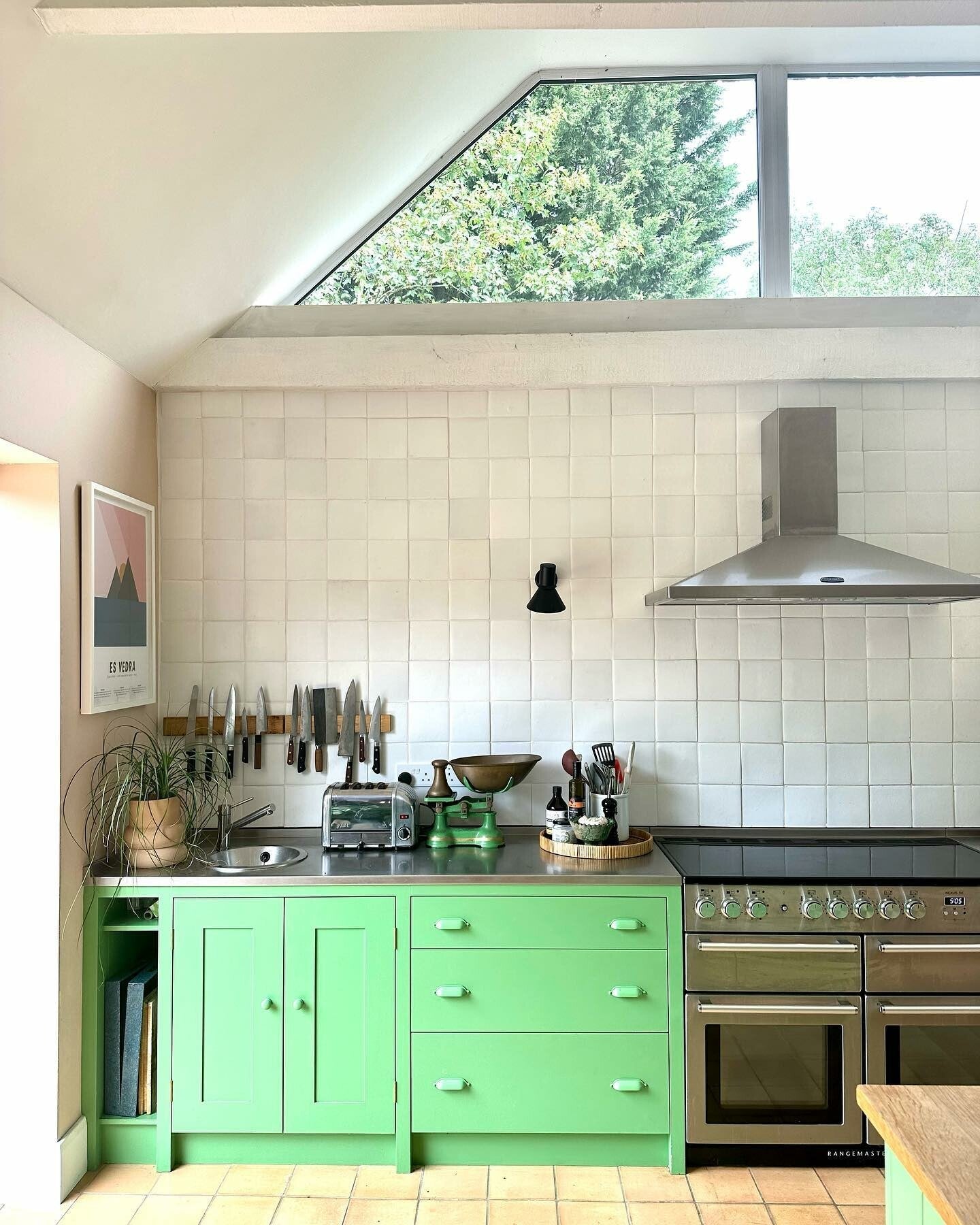 Farrow & Ball Emerald Green No. W53 - Archive Collection PAINT - Farrow & Ball Farrow & Ball