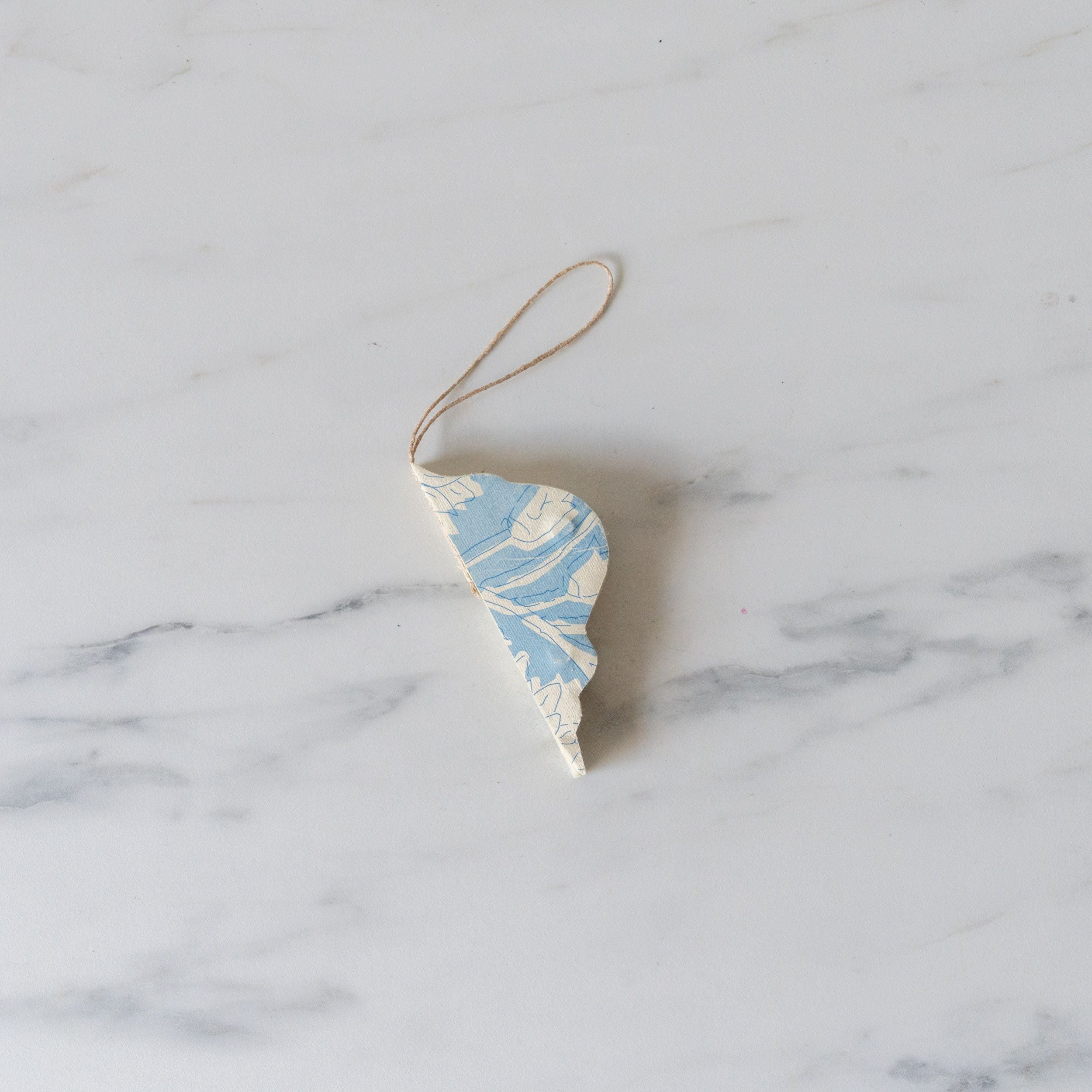Recycled Paper Honeycomb Finial Ornament CHRISTMAS 2024 Creative Co-op (DYA) White & Blue Pattern