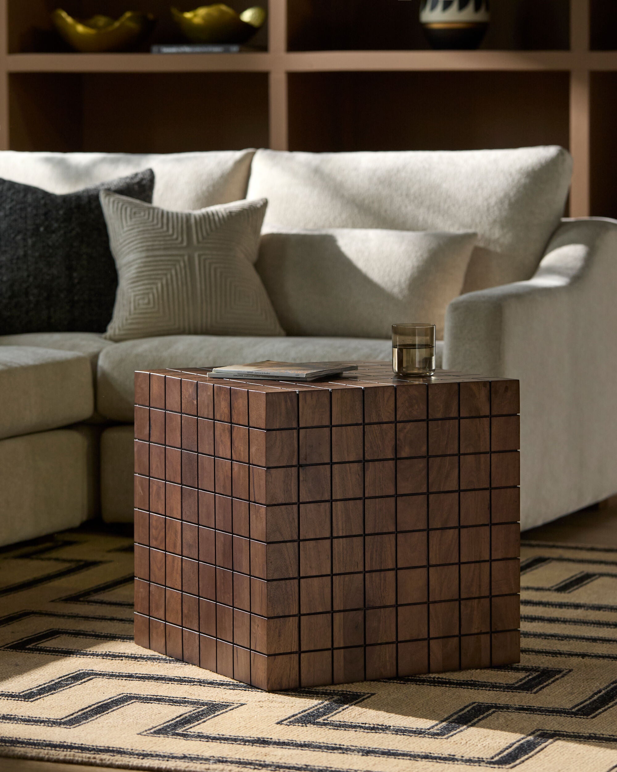 Geldrey End Table FURNITURE - end table Surya