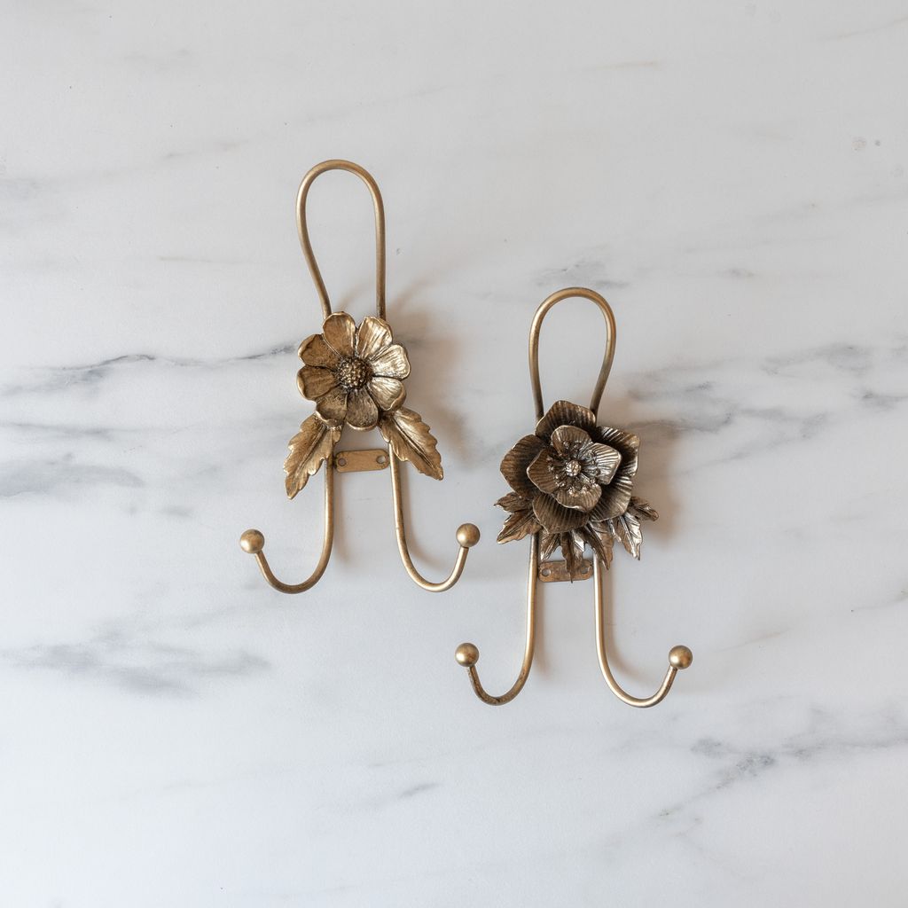 Flower Hook with Antique Gold Finish wall hook Vagabond Vintage (Faire)