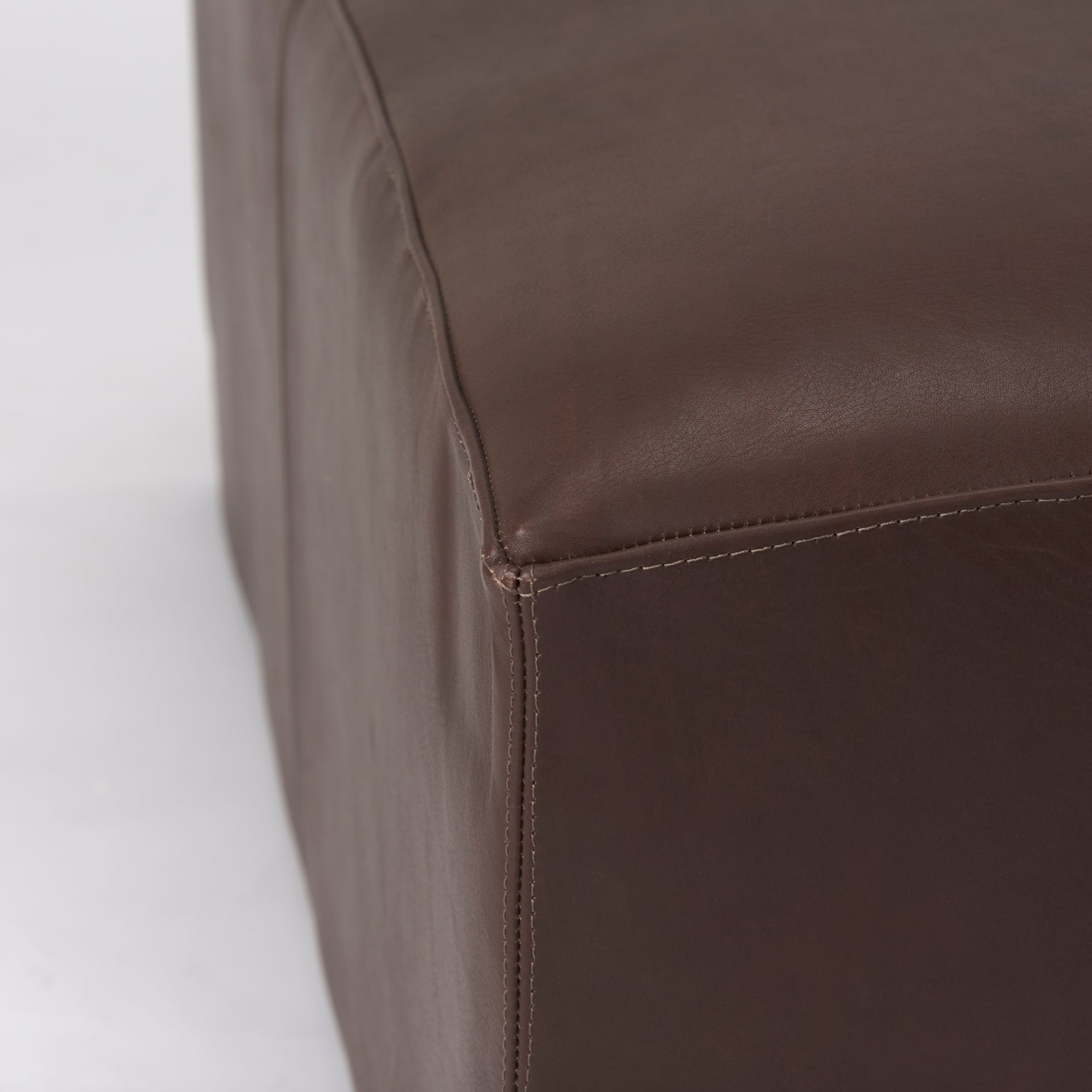 Minerva Leather Ottoman 12 - FURNITURE - bar/counter stool Mercana