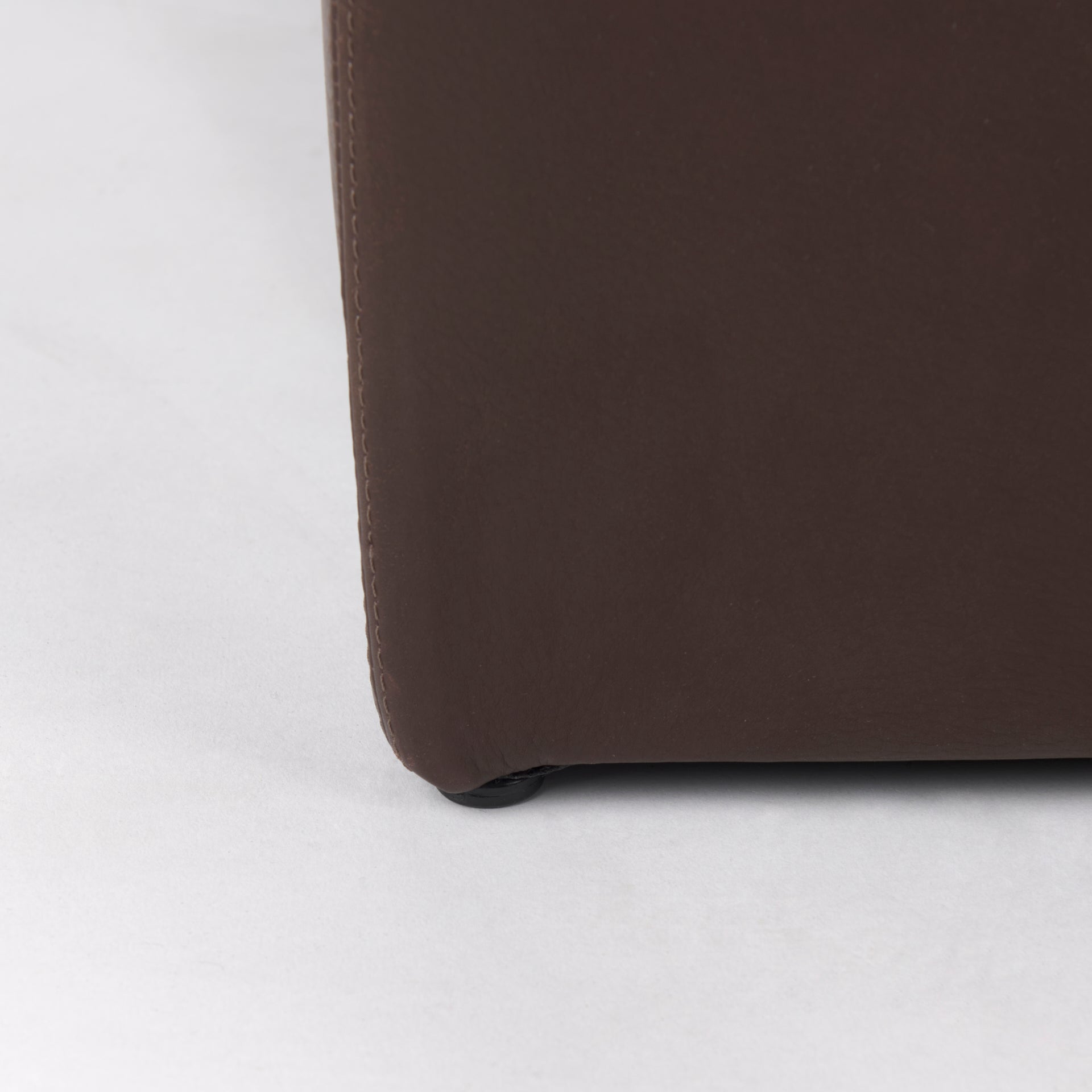 Minerva Leather Ottoman 12 - FURNITURE - bar/counter stool Mercana