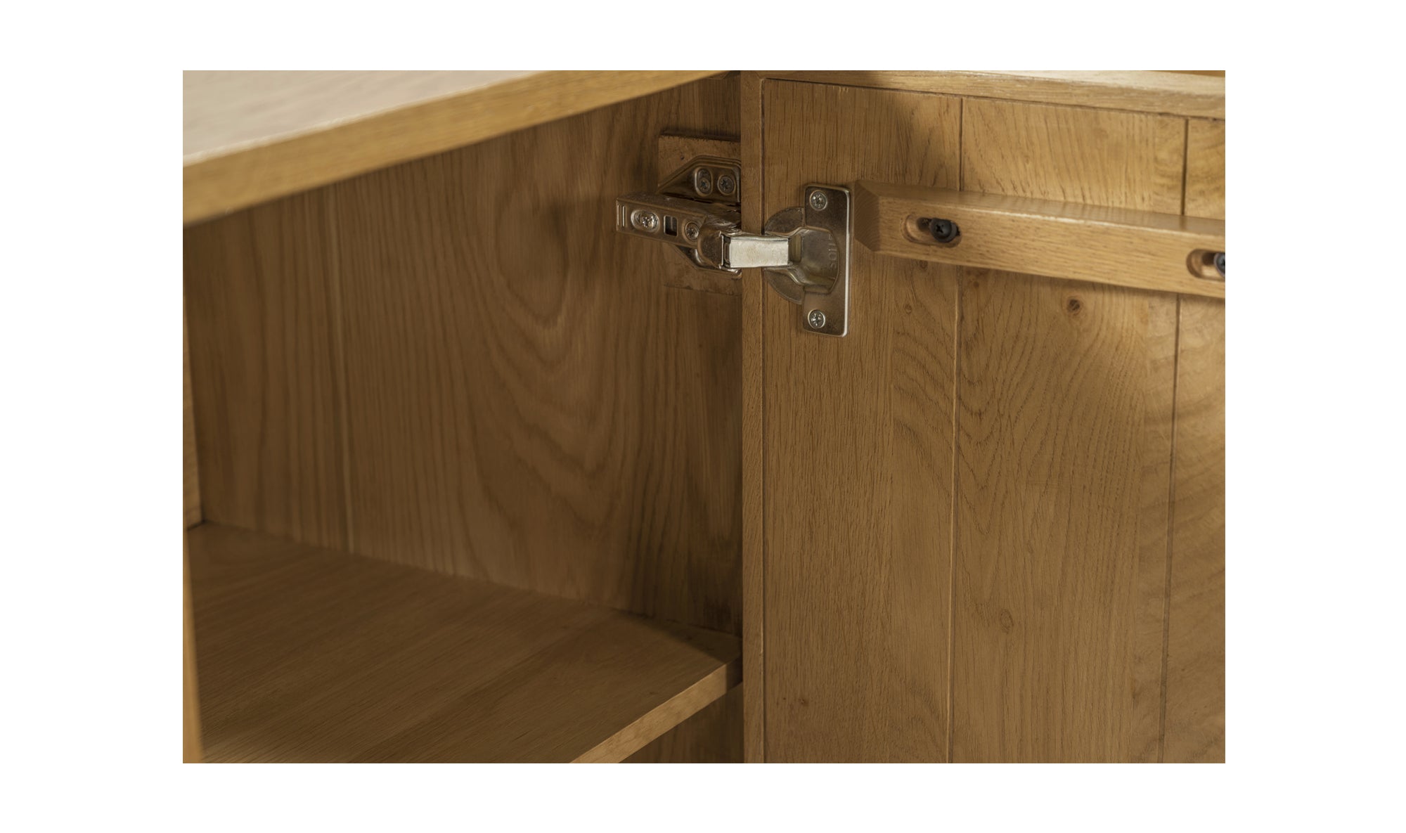 Henley Sideboard FURNITURE - sideboards & cabinets Moe's Furniture