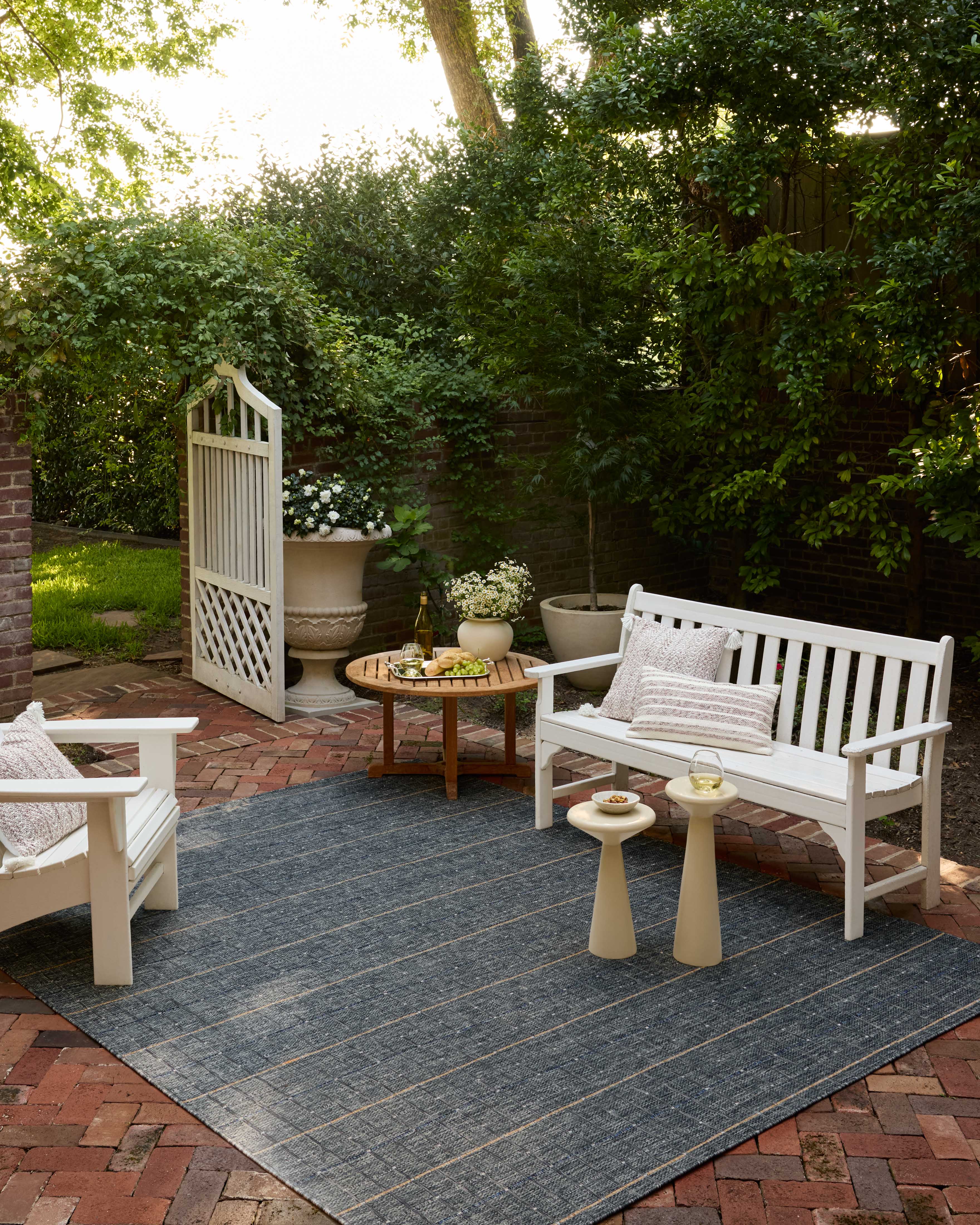 Loloi Birch Sky / Wheat Indoor/Outdoor Rug Loloi