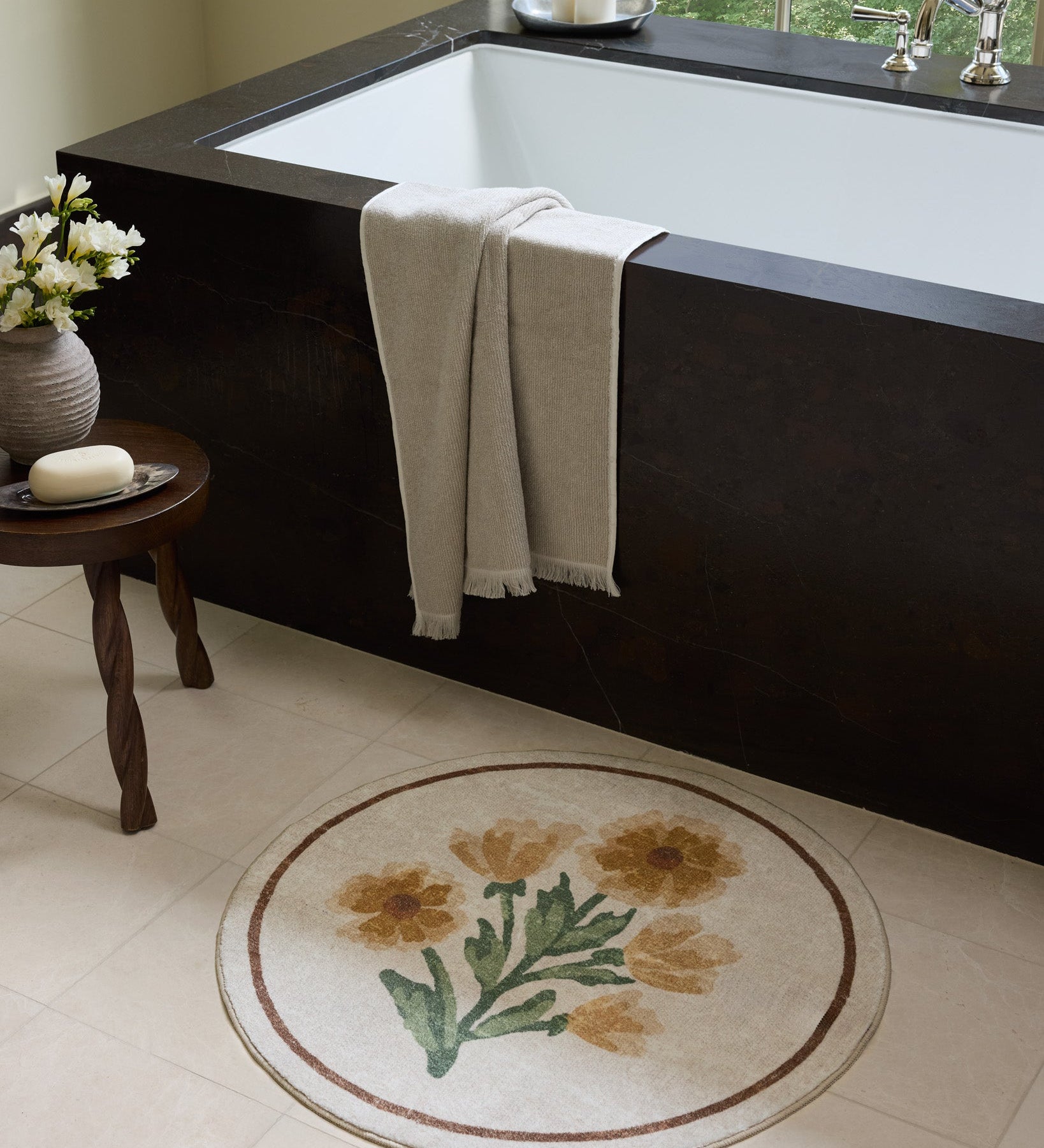Chris Loves Julia x Loloi Clove Ivory / Yellow Bath Mat - Rug & Weave