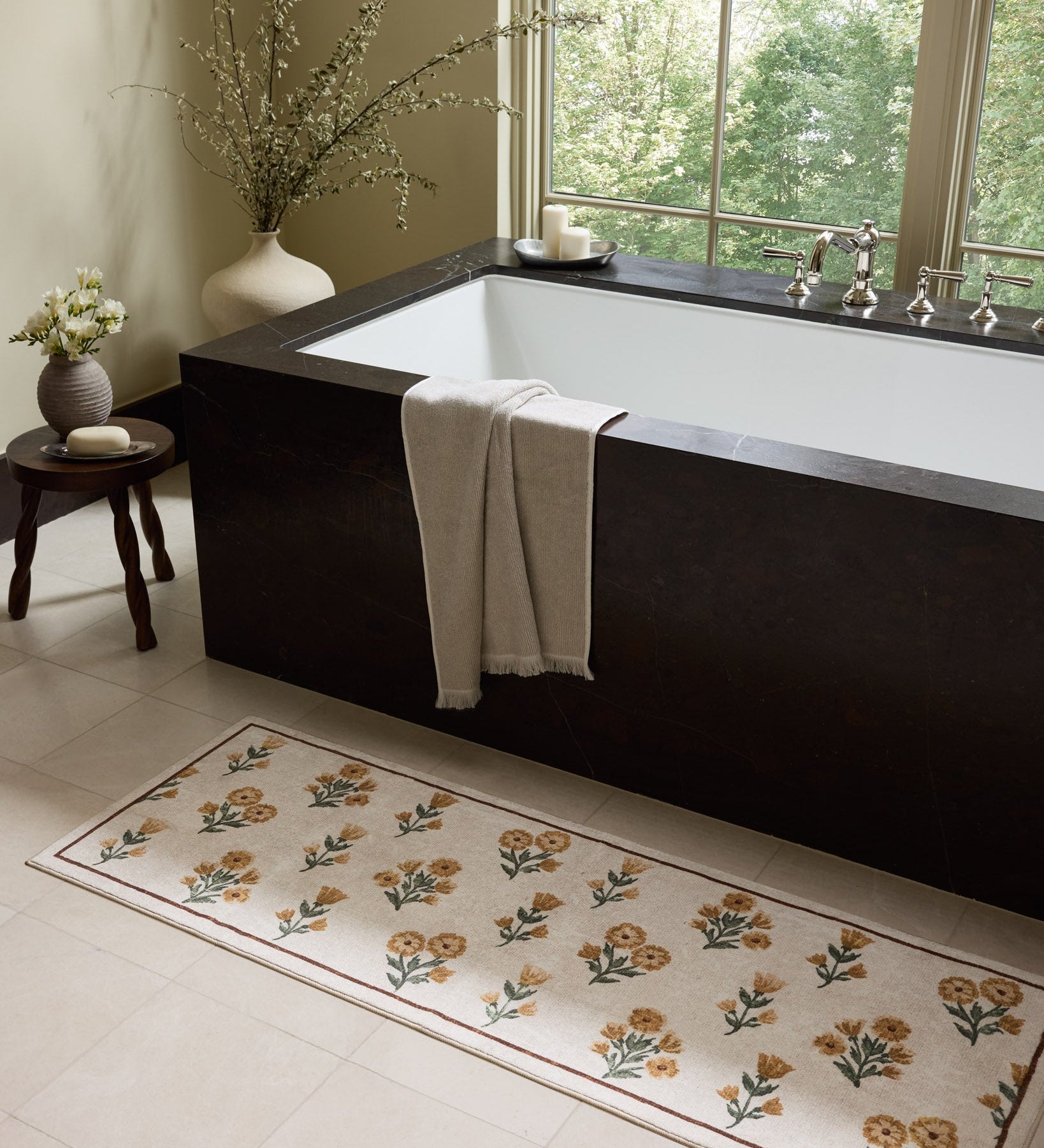 Chris Loves Julia x Loloi Clove Ivory / Wheat Bath Mat - Rug & Weave