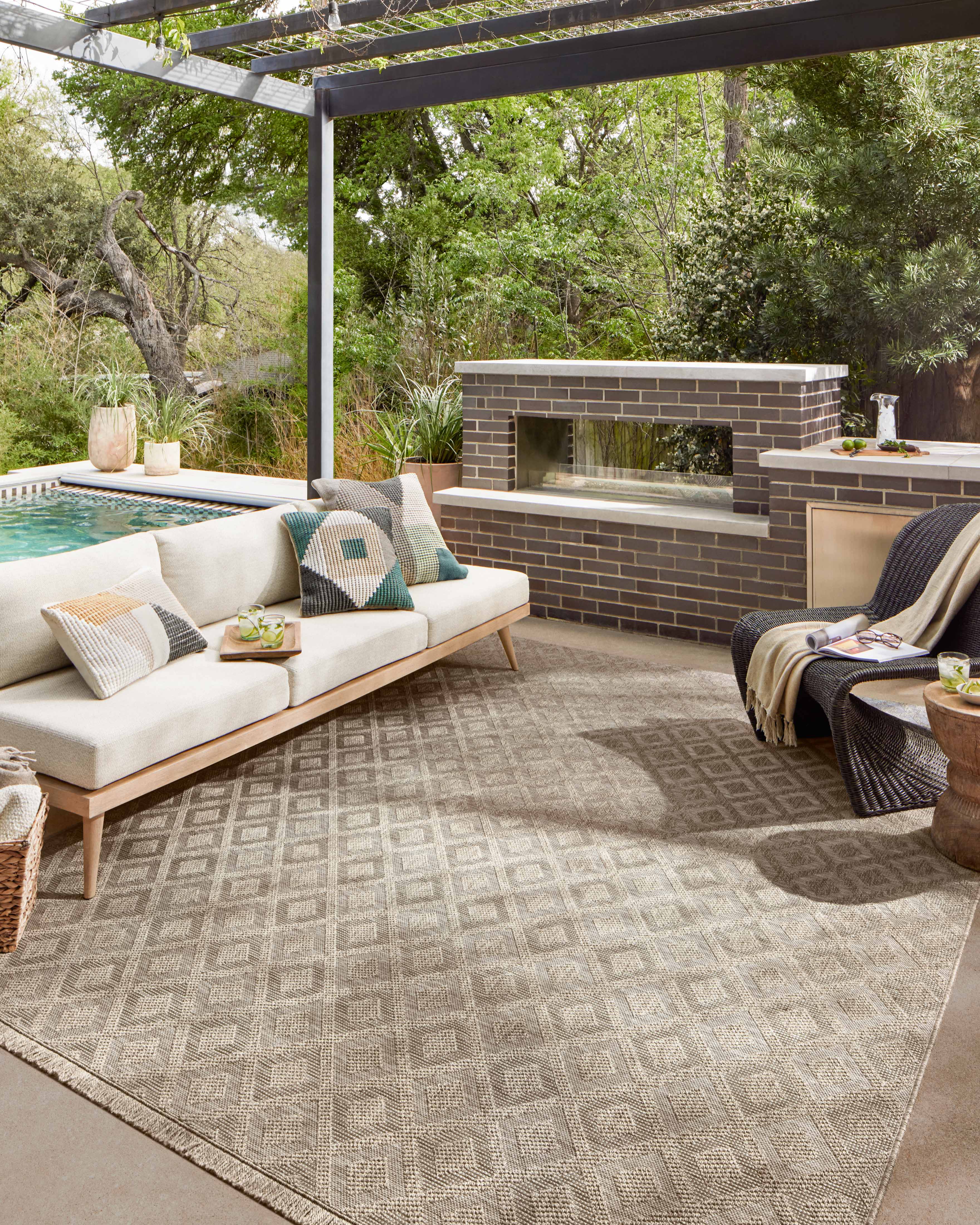 Loloi Dawn Natural Rug No.1 RUGS - synthetic Loloi 18" x 18"