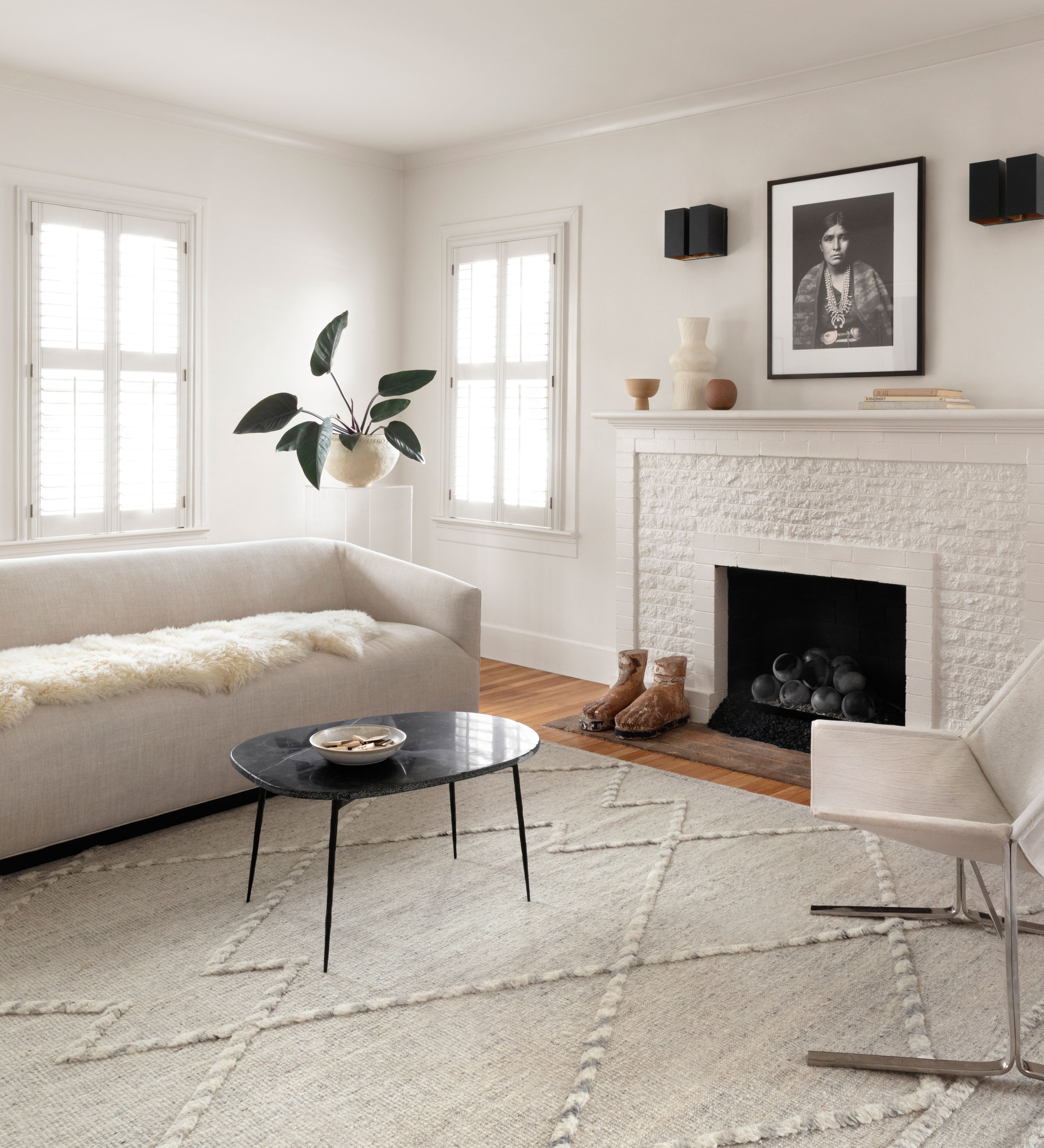 Loloi Iman Ivory / Lt. Grey Rug