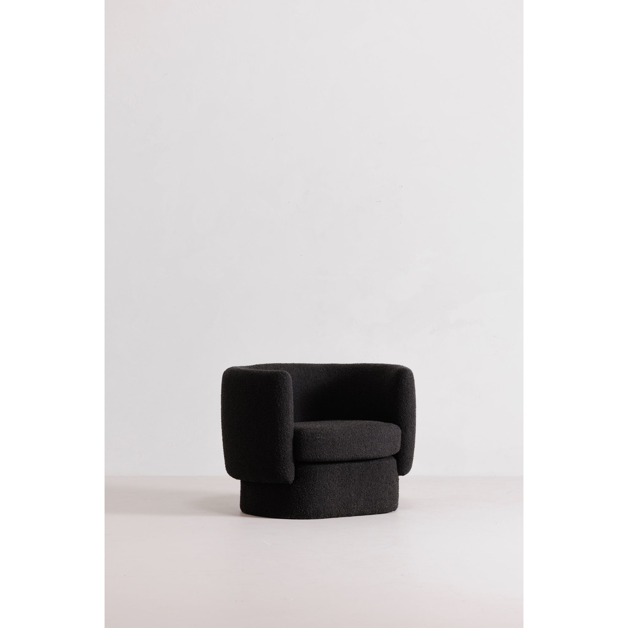 Koba Chair FURNITURE - accent chair Moe's Furniture