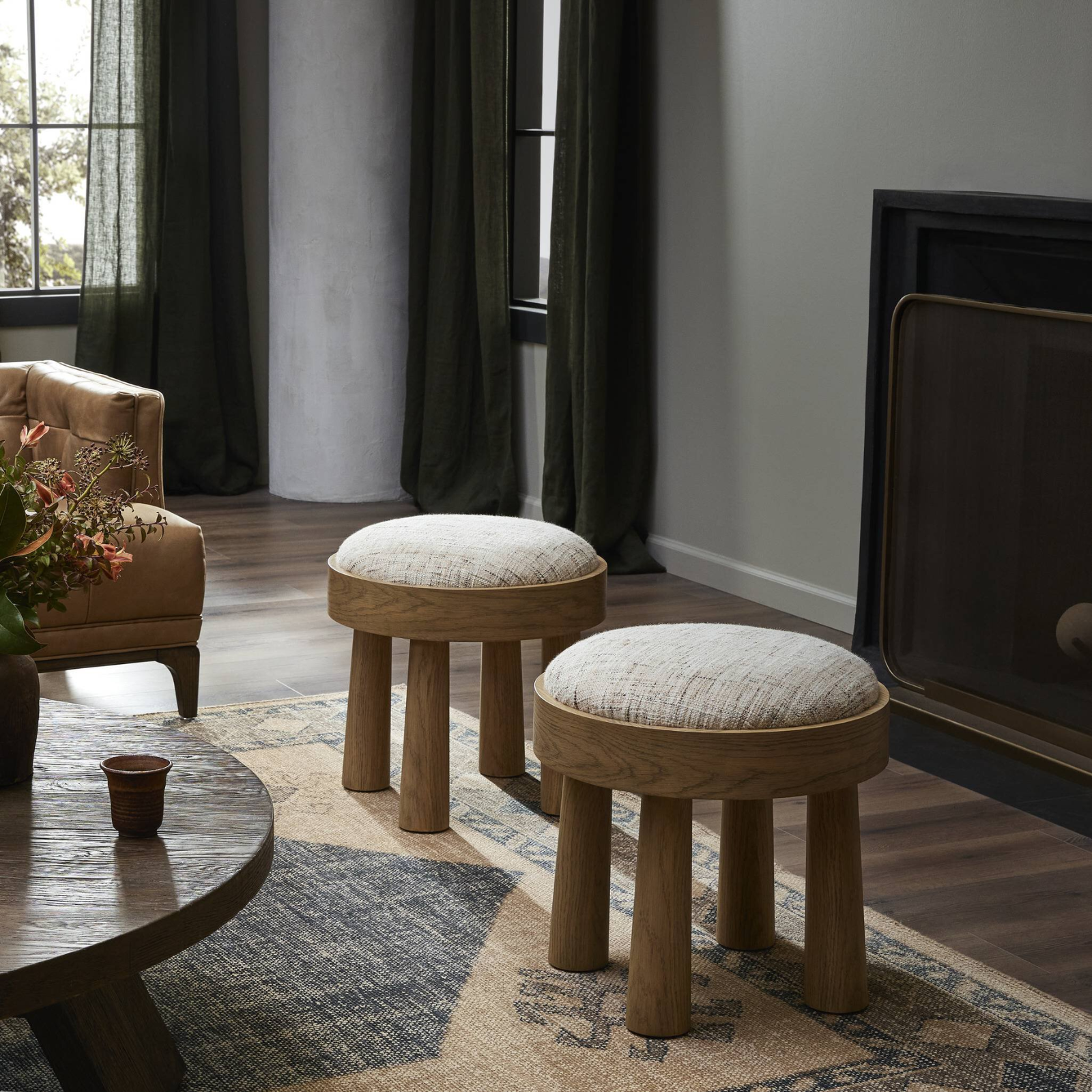 Louis Accent Stool FURNITURE - stool Four Hands