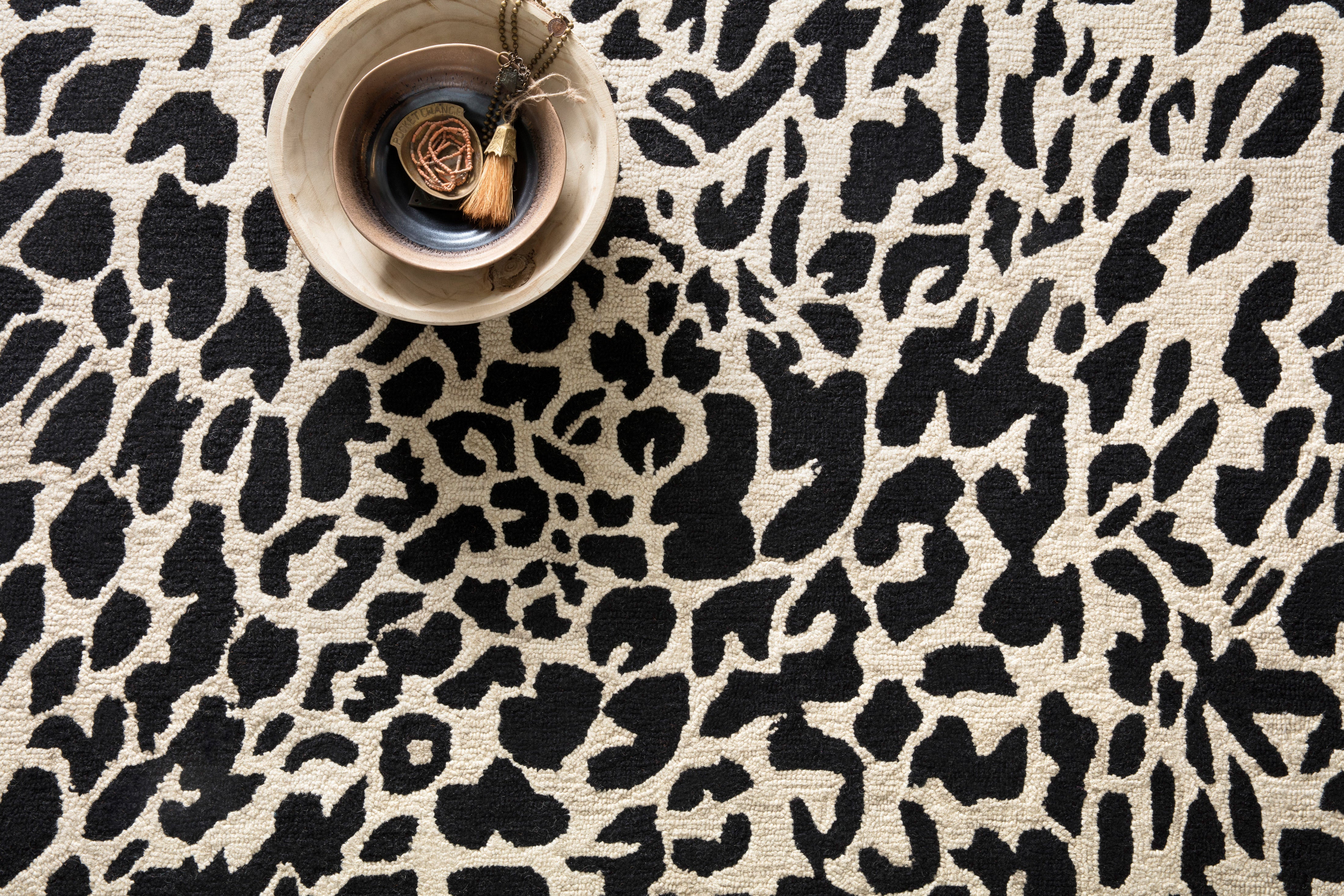 Loloi Masai Black / Ivory Rug RUGS - wool Loloi