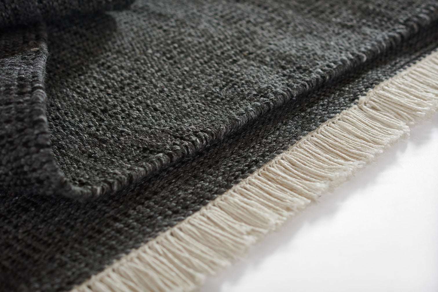 Cedar Charcoal Outdoor Rug 5-Rugs - indoor/outdoor Momeni