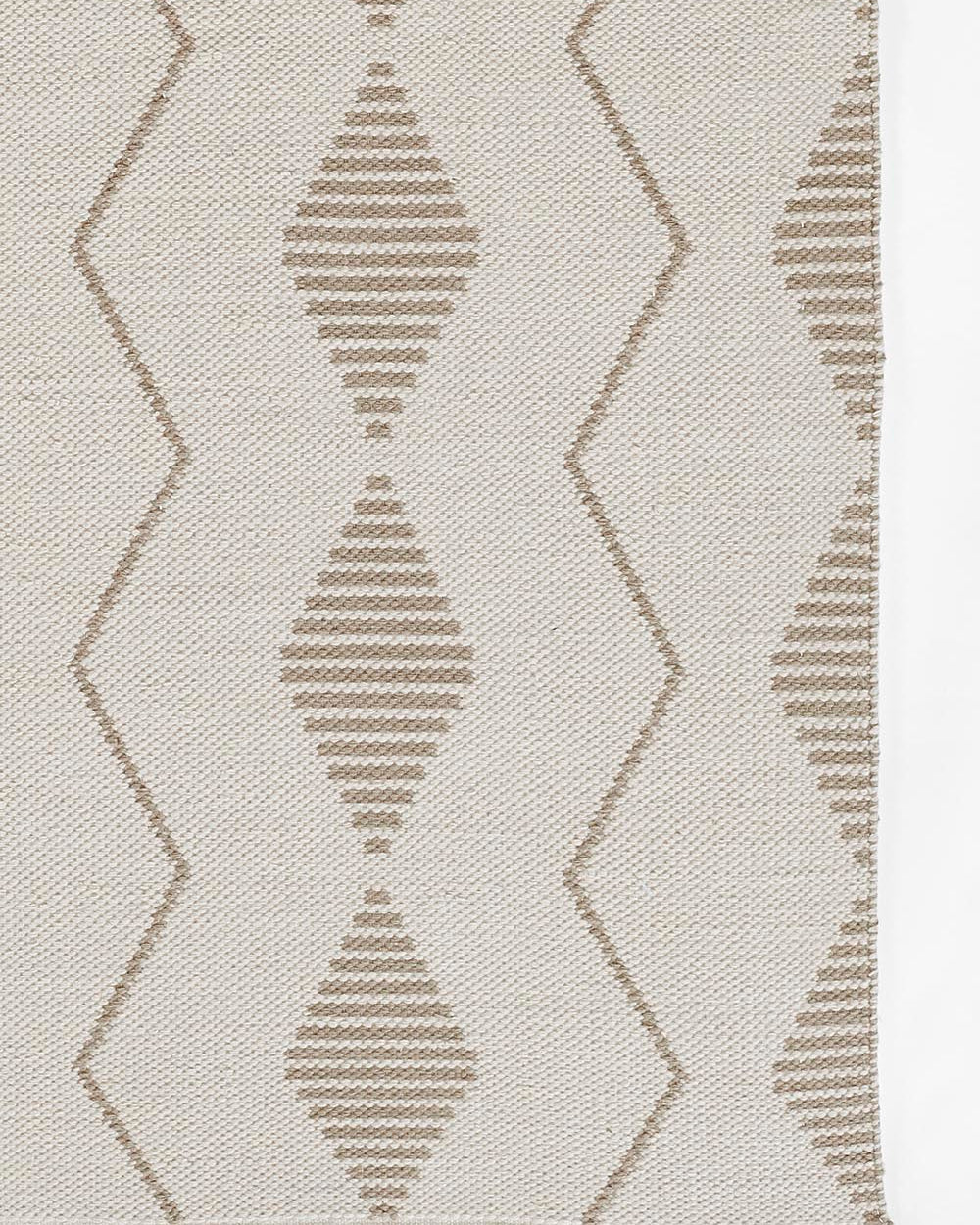 Mallow Beige Reversible Rug 5-Rugs - indoor/outdoor Momeni