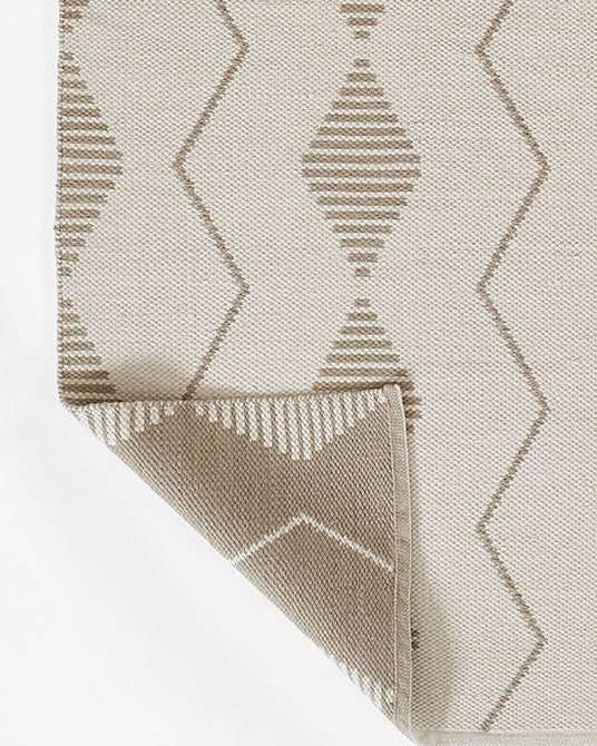 Mallow Beige Reversible Rug 5-Rugs - indoor/outdoor Momeni