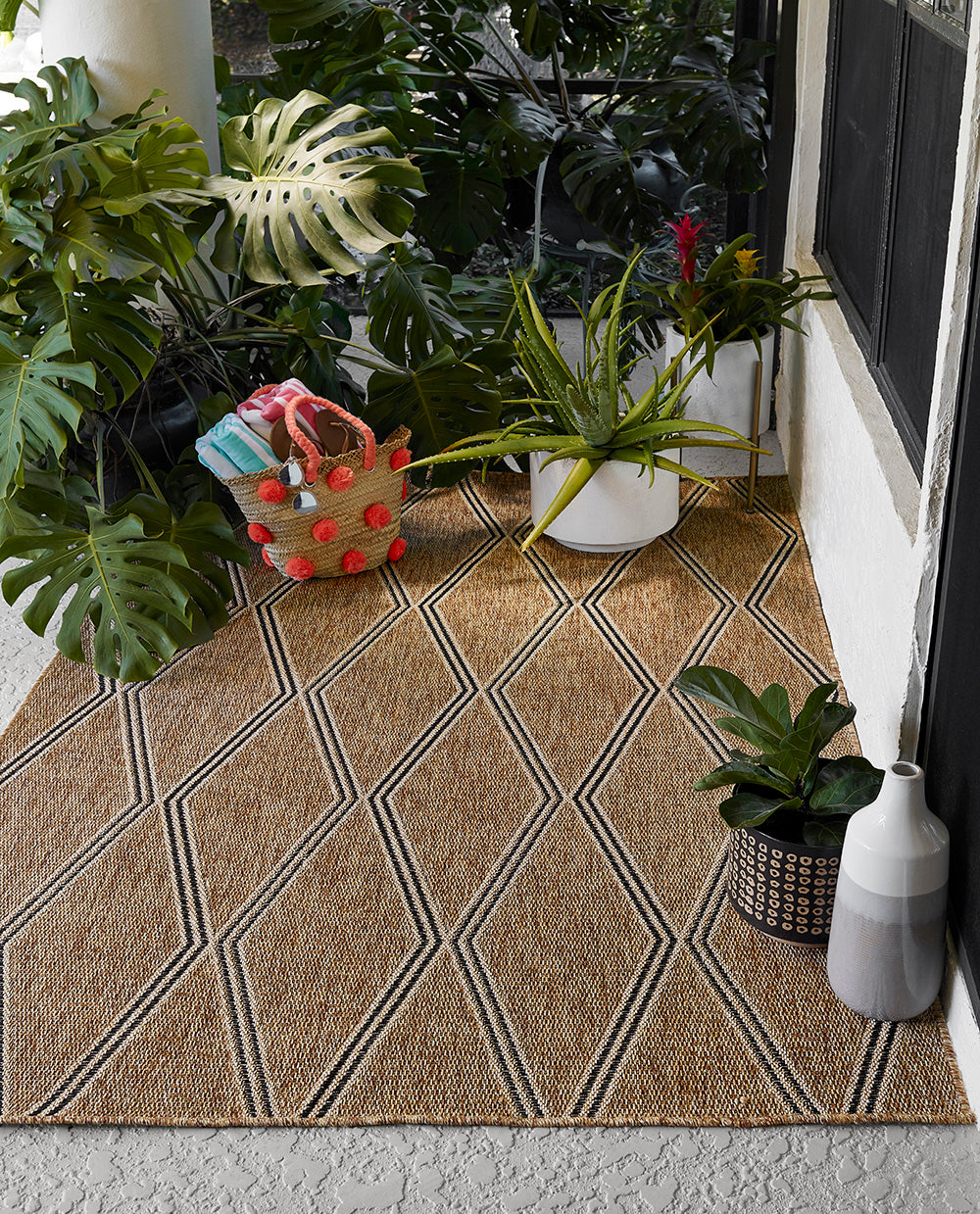 Harbor Natural Diamond Outdoor Rug 5-Rugs - indoor/outdoor Momeni