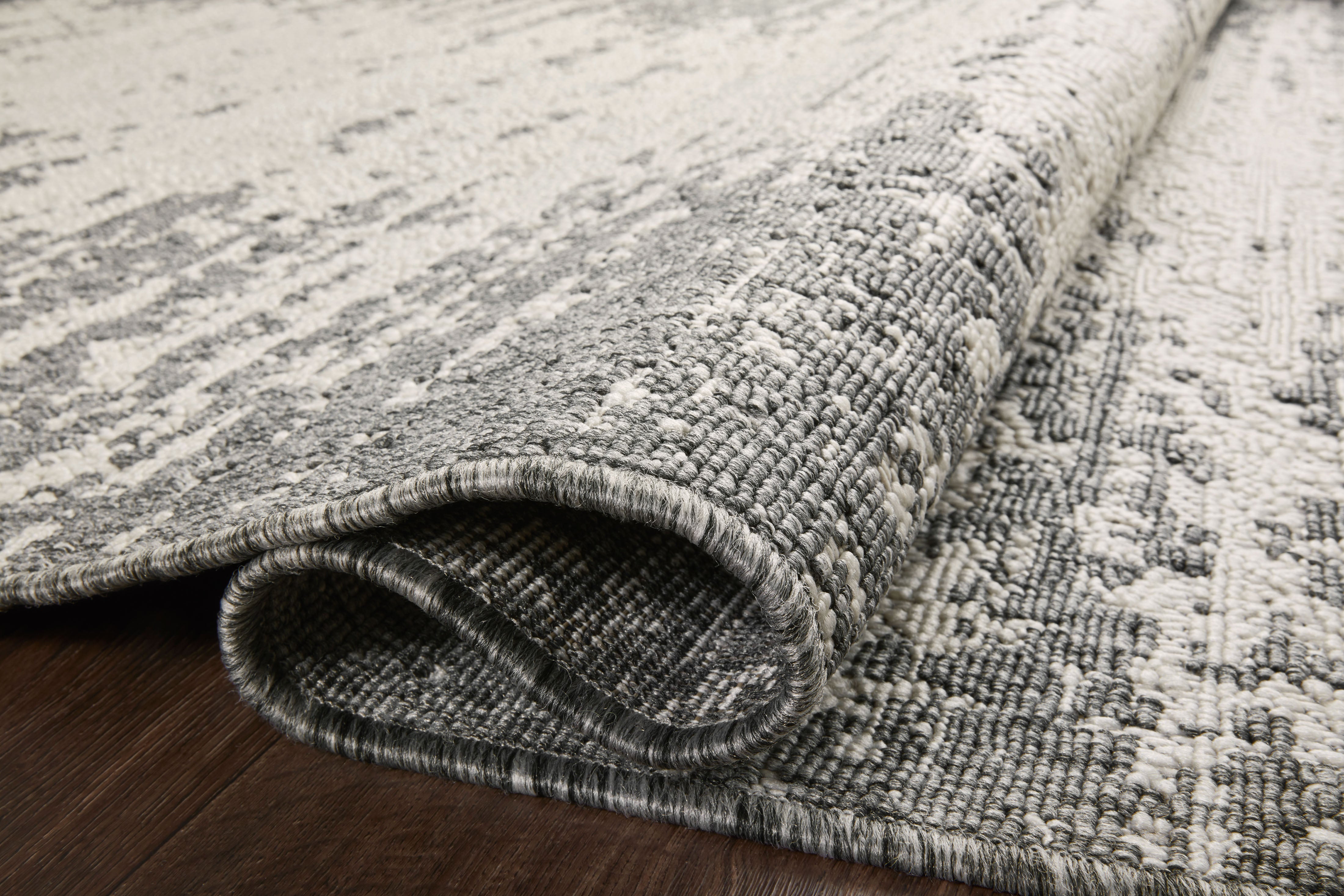 Loloi Rainier Ivory / Grey Rug Loloi