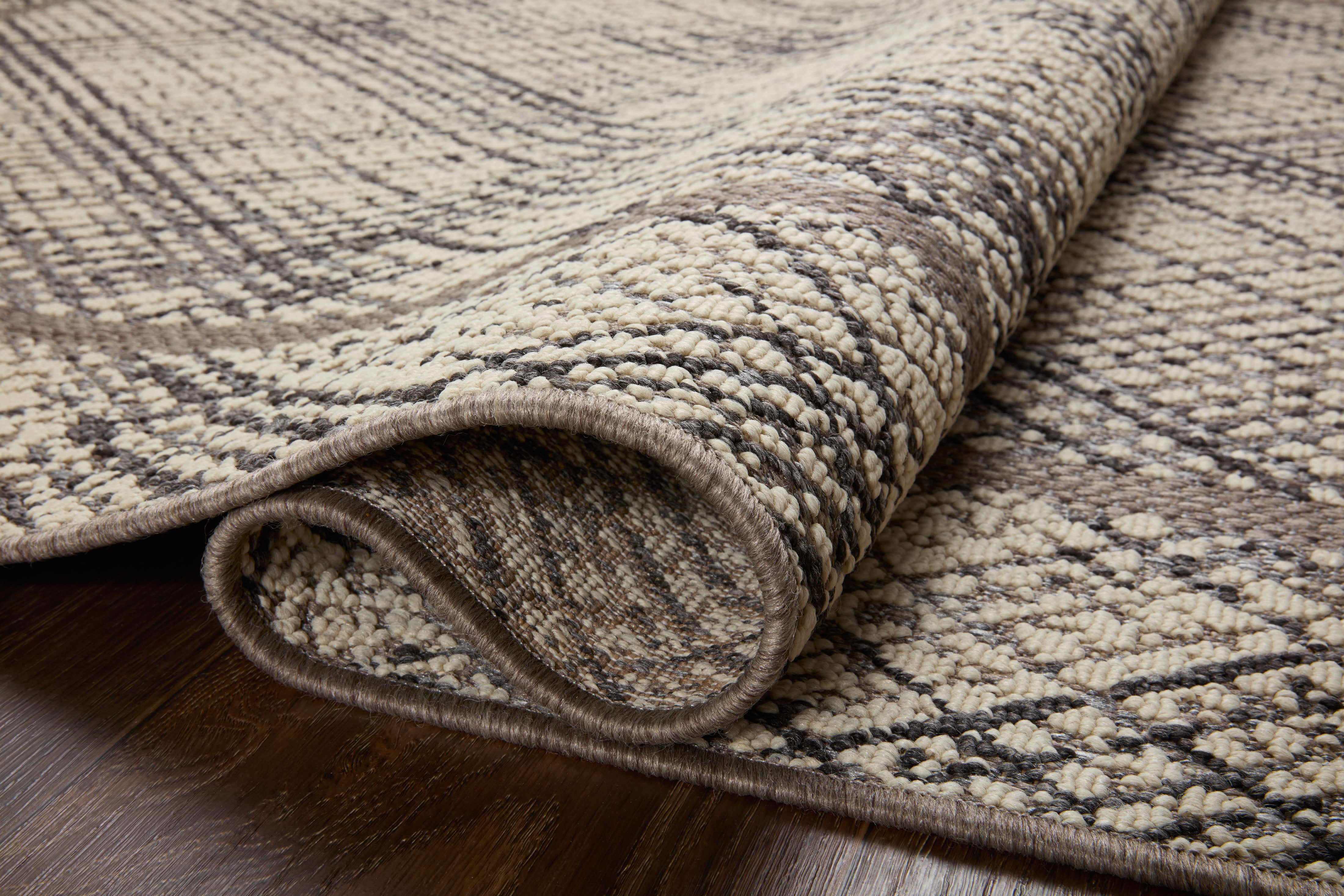 Loloi Rainier Ivory / Charcoal Rug Loloi