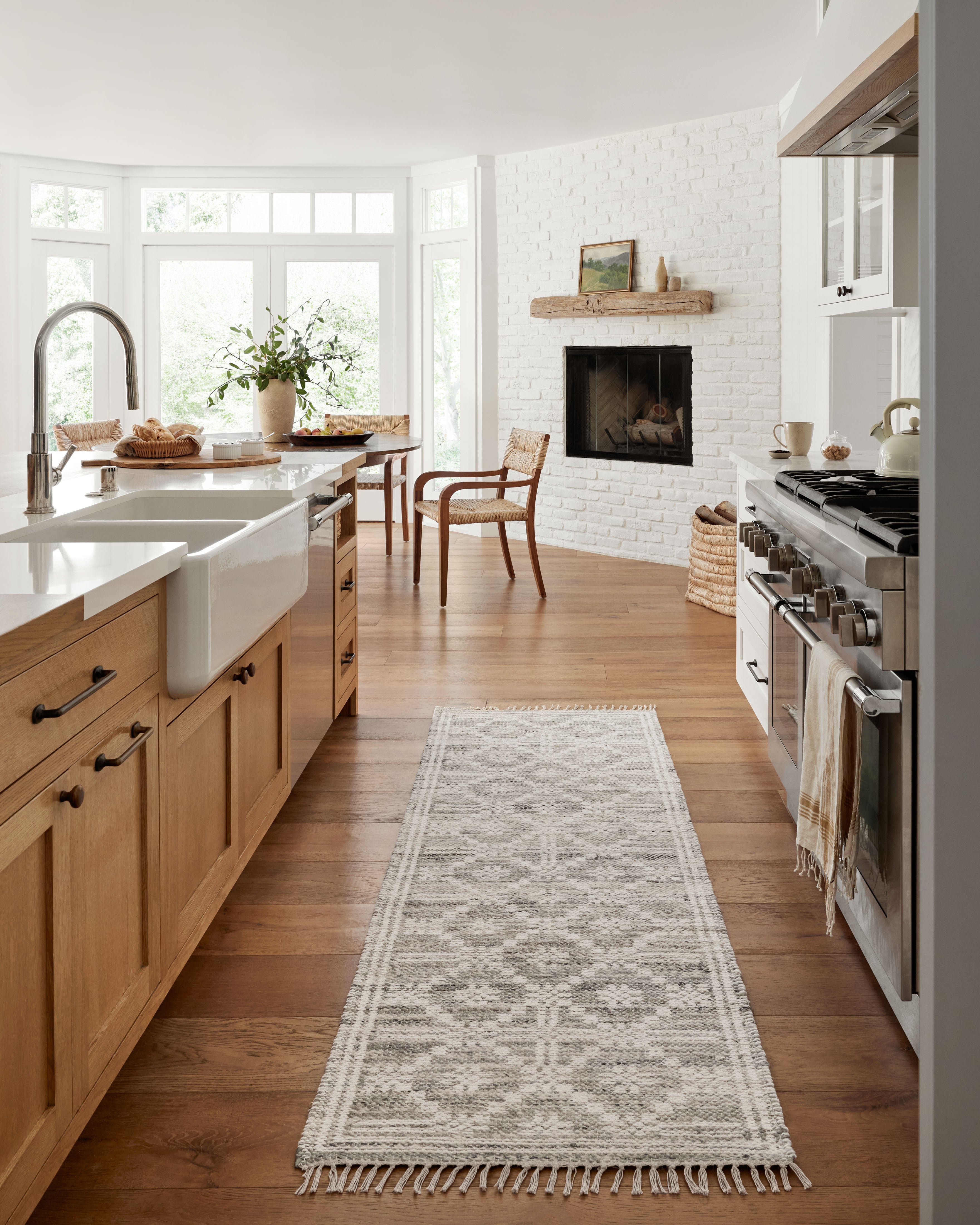 Angela Rose x Loloi Rivers Lagoon / Ivory Rug 0-RUGS-patterned Loloi