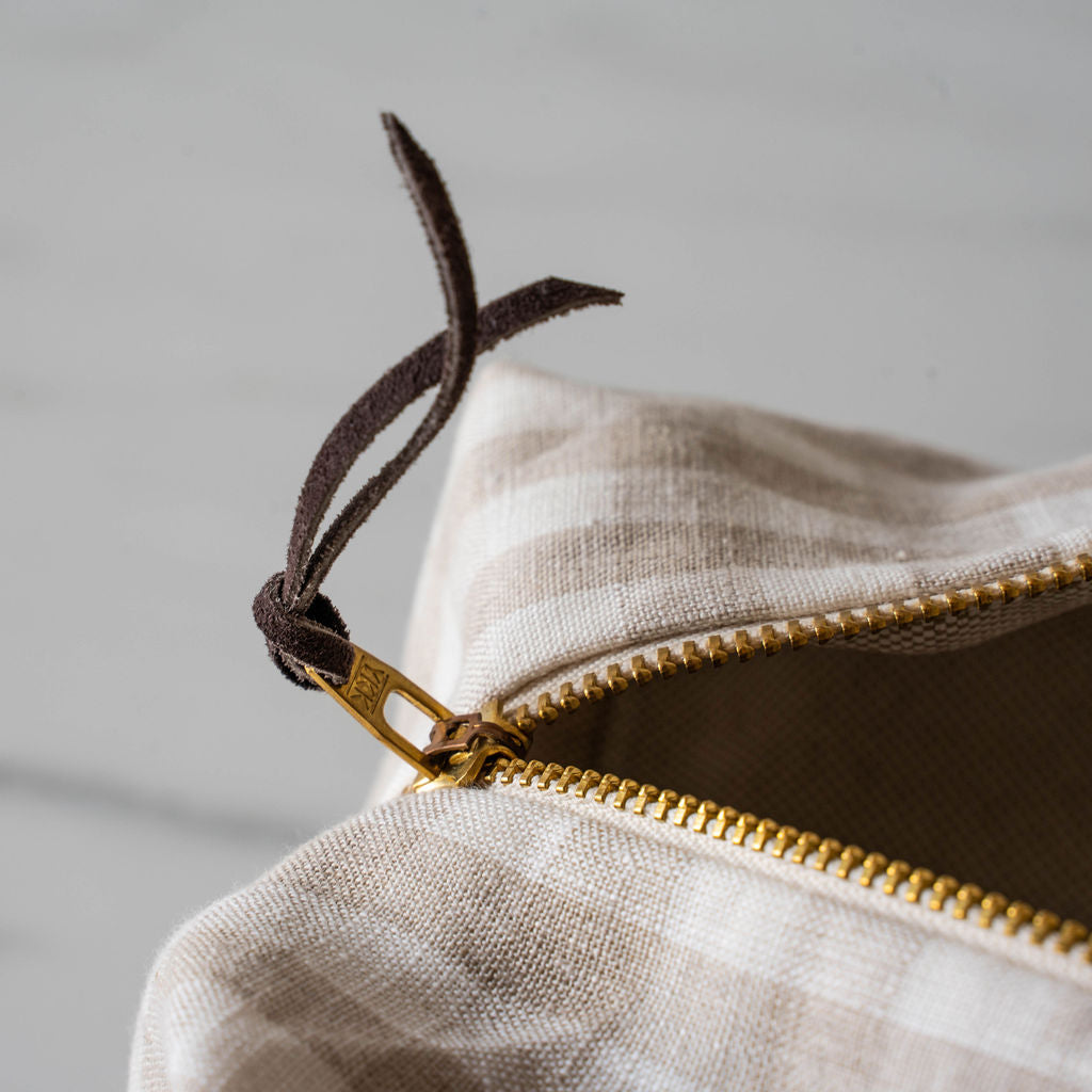 Rug & Weave made Gingham Linen Bag Toiletry Bag Rug & Weave