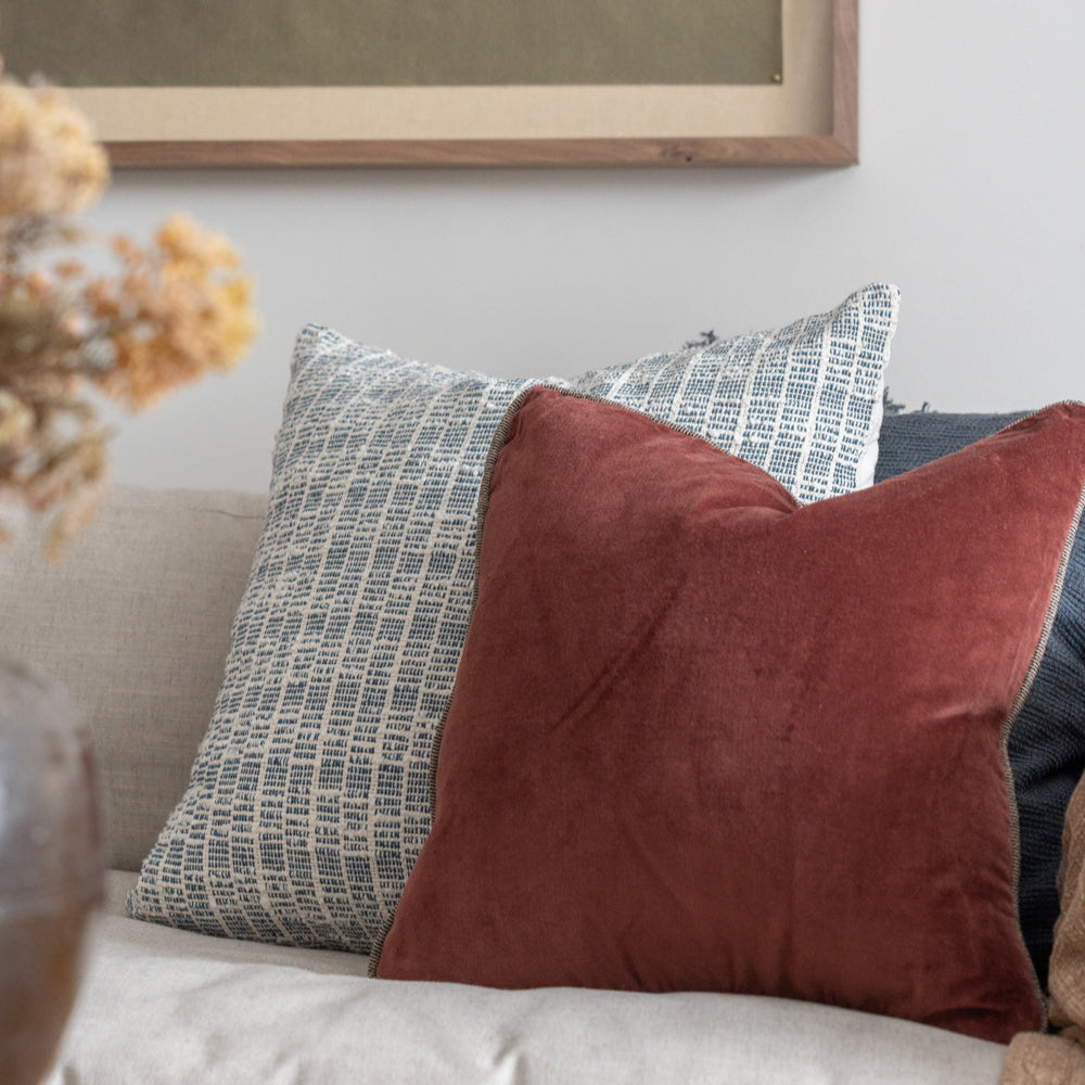 Chris Loves Julia x Loloi Lizette Pillow 2 - PILLOWS - essentials - warm Loloi