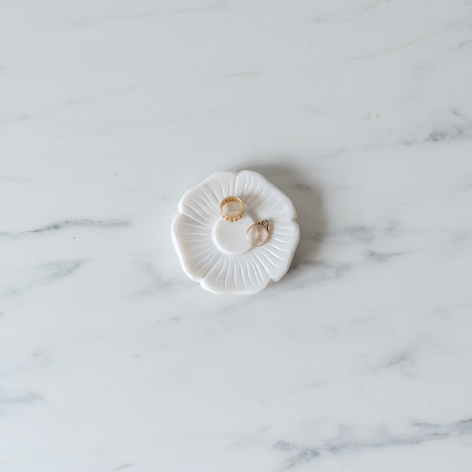 Marble Petal Dish dish Foreside Home & Garden (Faire)