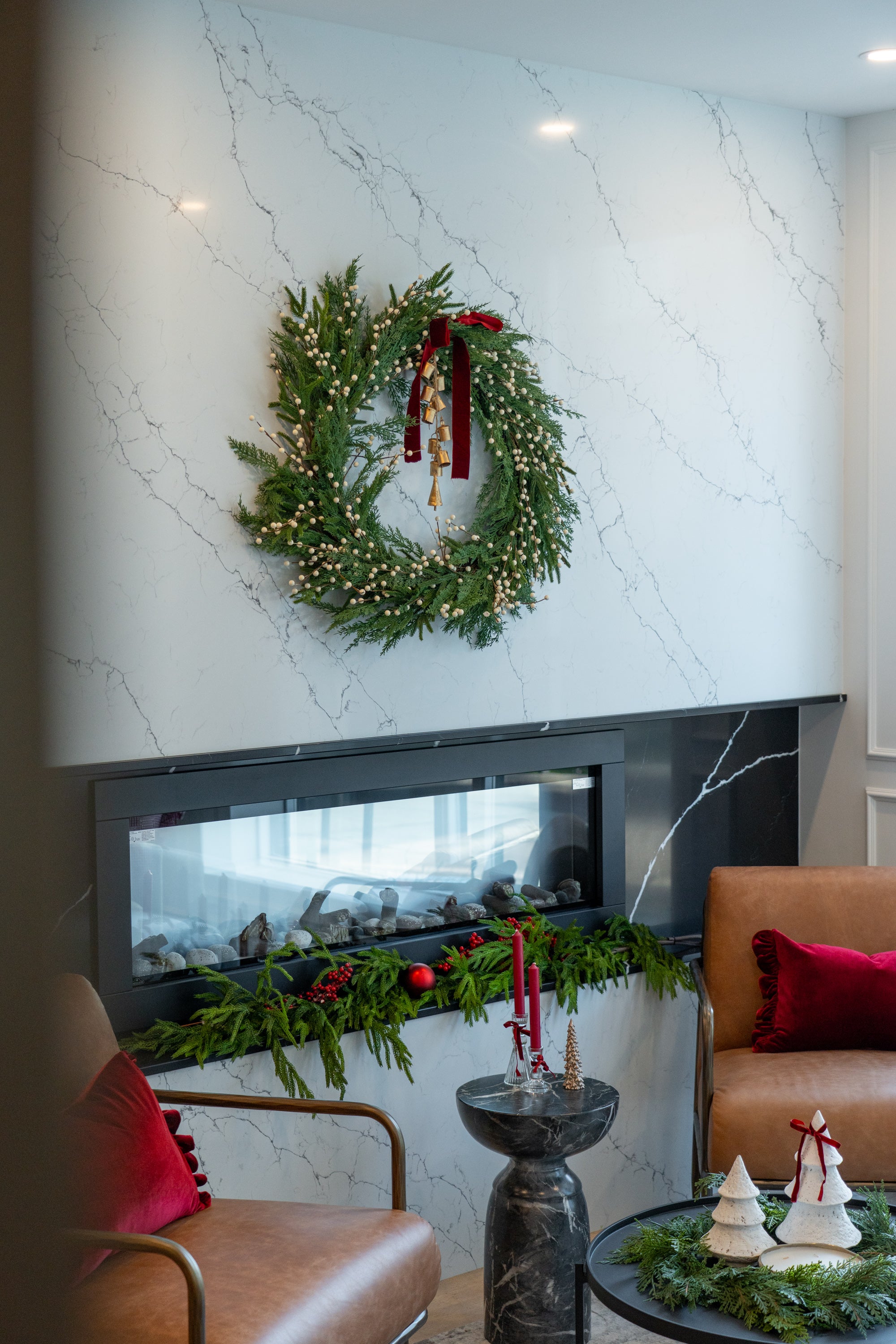 White Plum Berry Cypress Wreath CHRISTMAS 2025 Luxe B Co (Faire)