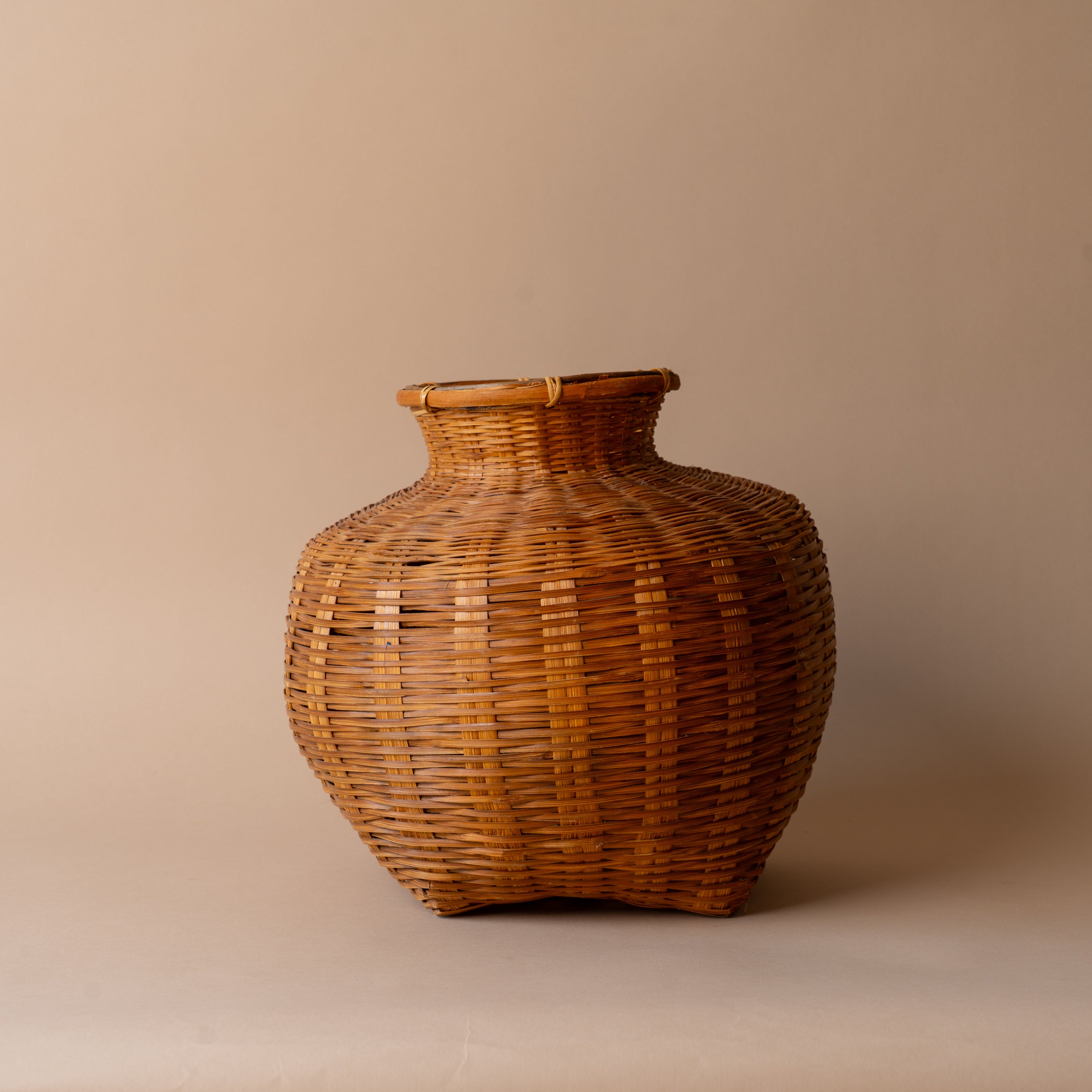 Vintage Wicker Basket Vase VINTAGE - basket Rug & Weave