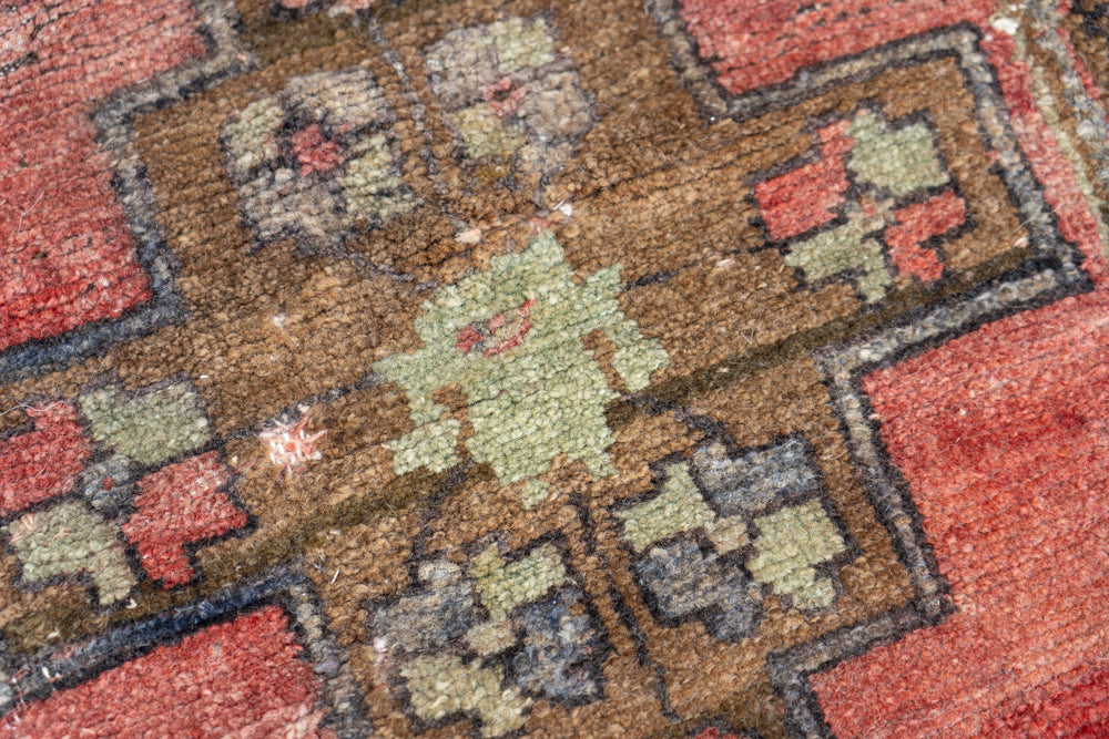 1'3" x 2'8" Vintage Oushak Rug RUGS - vintage Rug & Weave Rugs