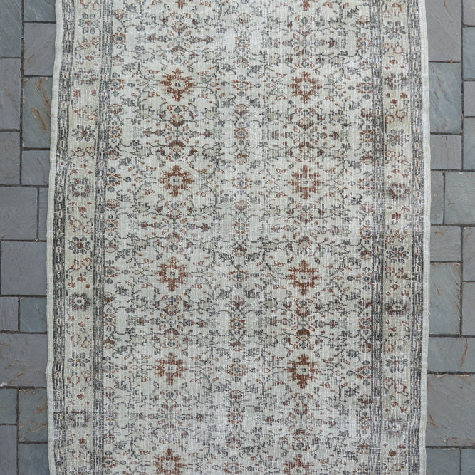 5'1" x 8'4" Vintage Oushak Rug RUGS - vintage Rug & Weave Rugs