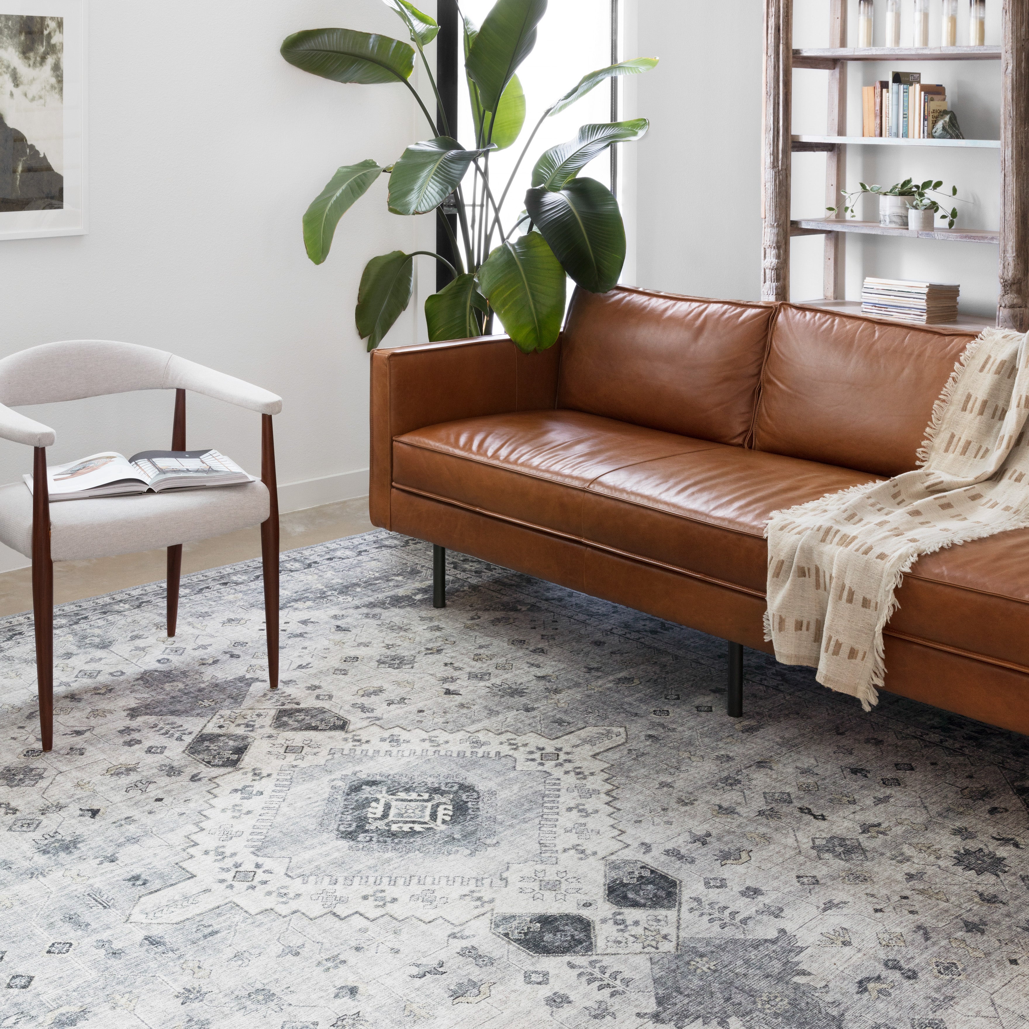 Loloi Skye Silver / Grey Oval Rug RUGS - synthetic Loloi