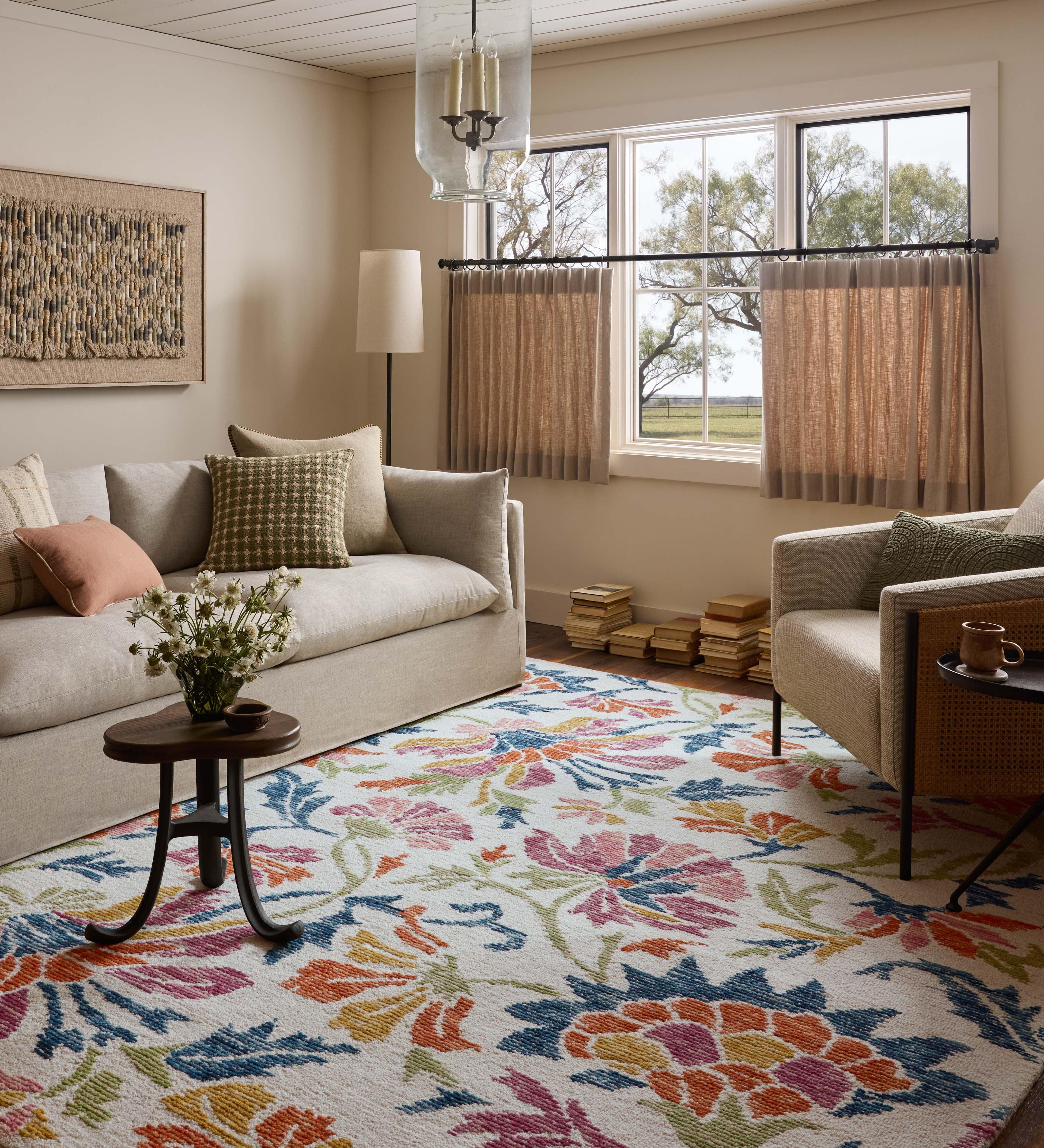 Loloi Tilly Ivory / Multi Rug, 18" x 18" Sample – view 2