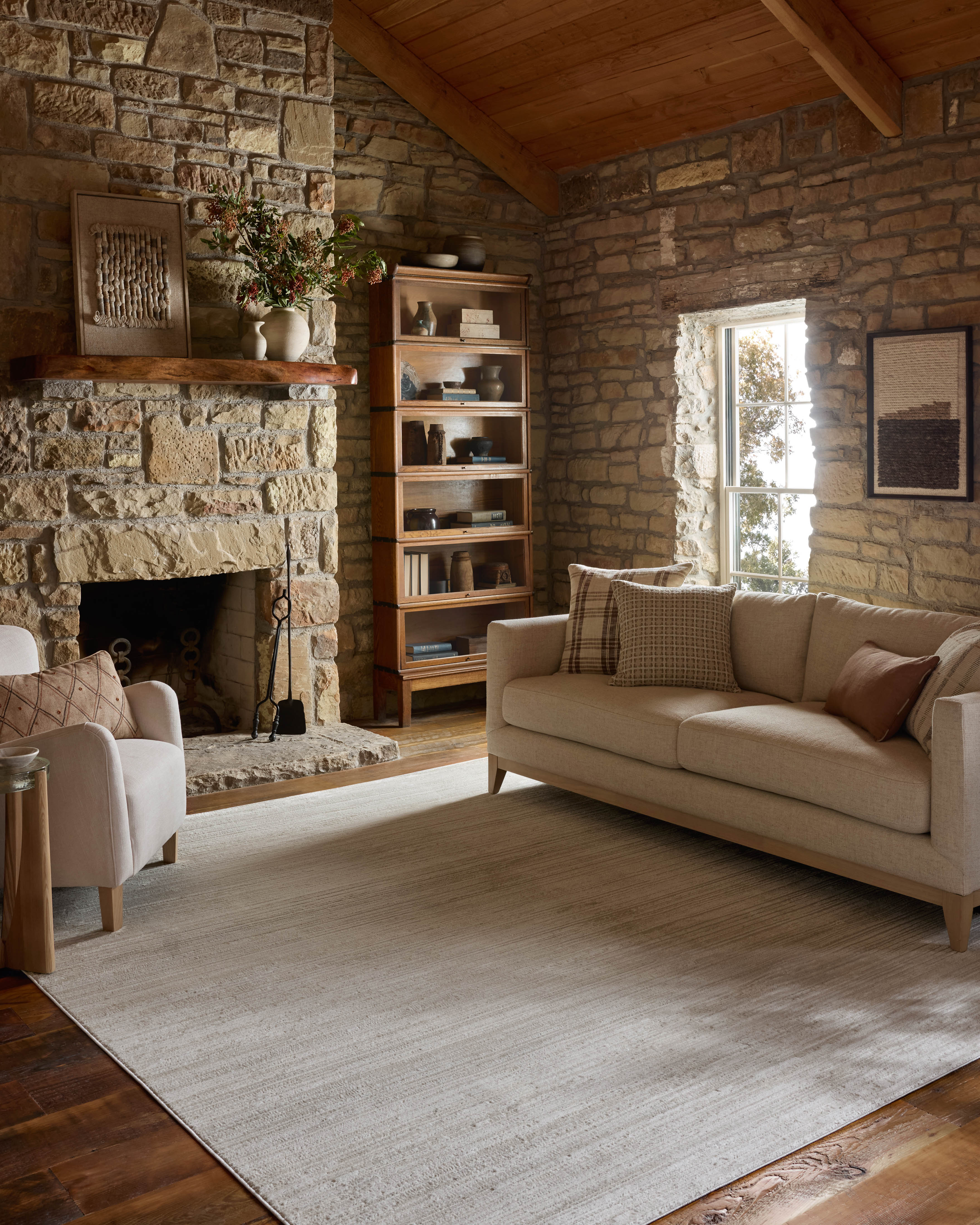 Loloi Townes Beige / Ivory Rug RUGS - synthetic Loloi