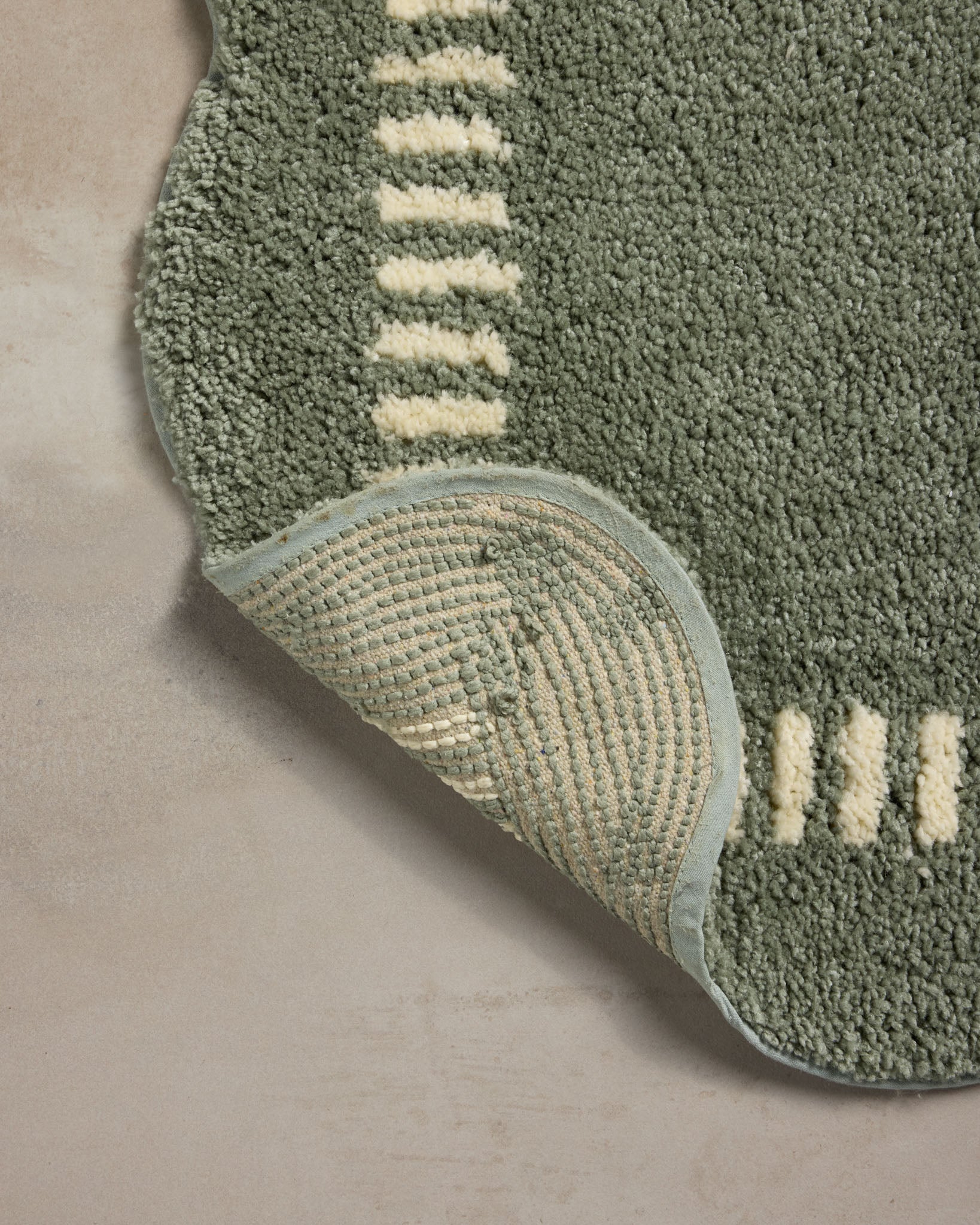 Chris Loves Julia x Loloi Valerie Lagoon / Ivory Bath Mat - Rug & Weave