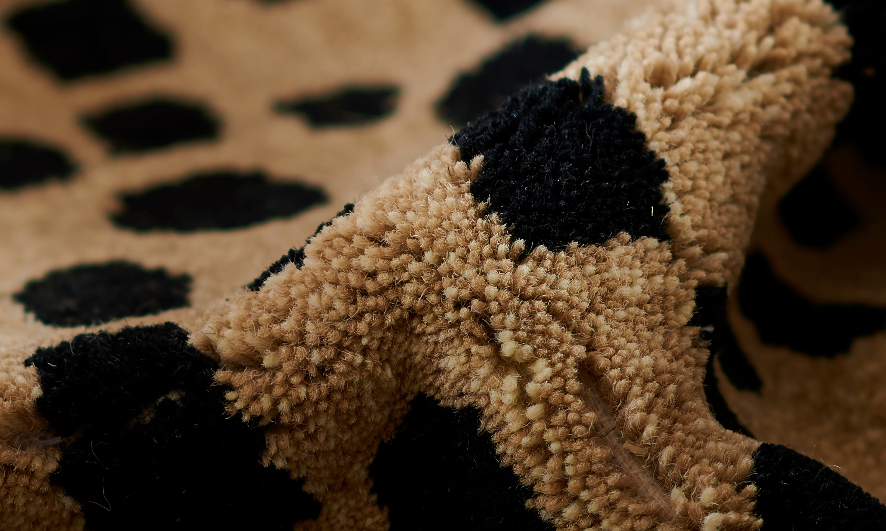Woodland Cheetah Hand Tufted Wool Area Rug RUGS - wool Momeni