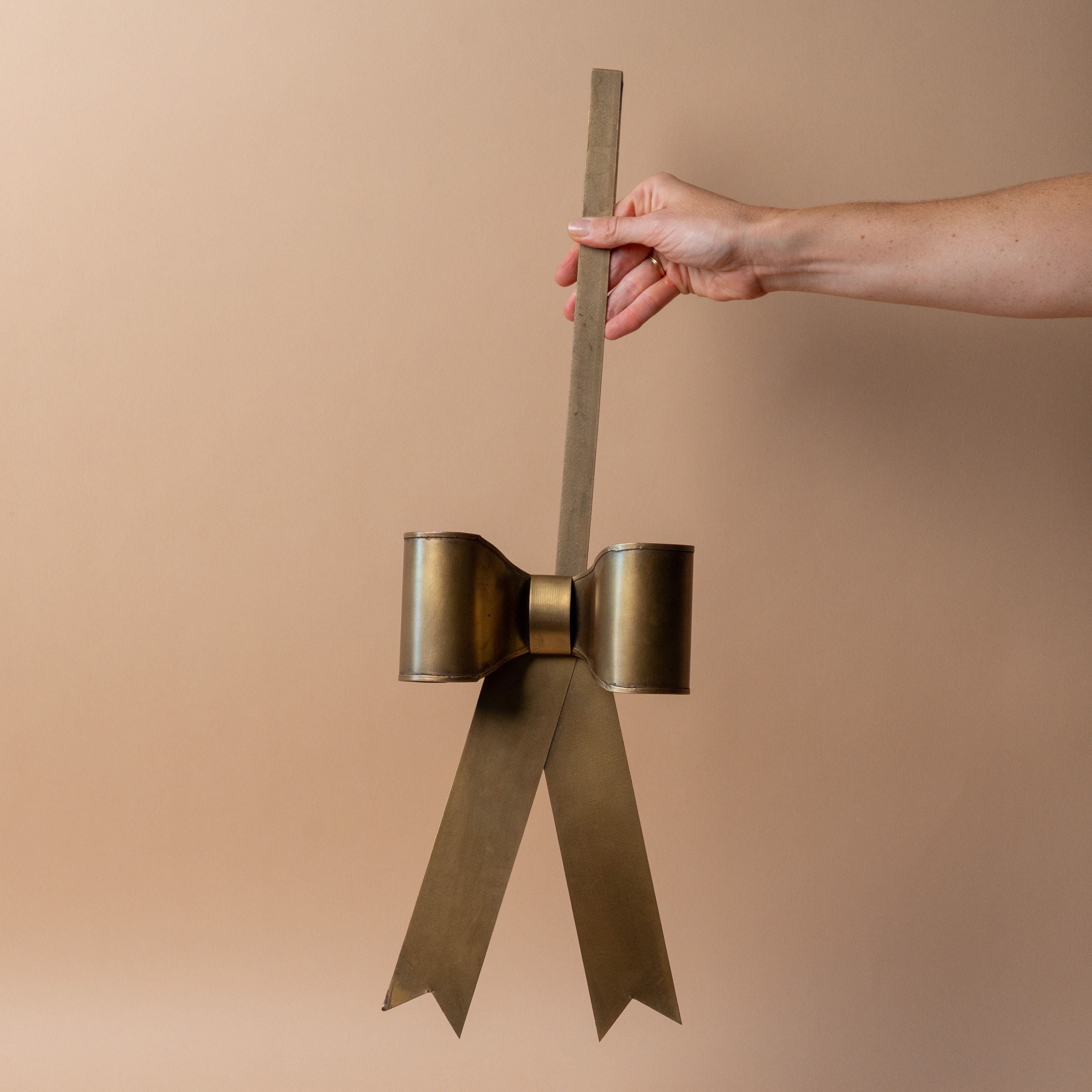 Iron Bow Wreath Hanger – view 2
