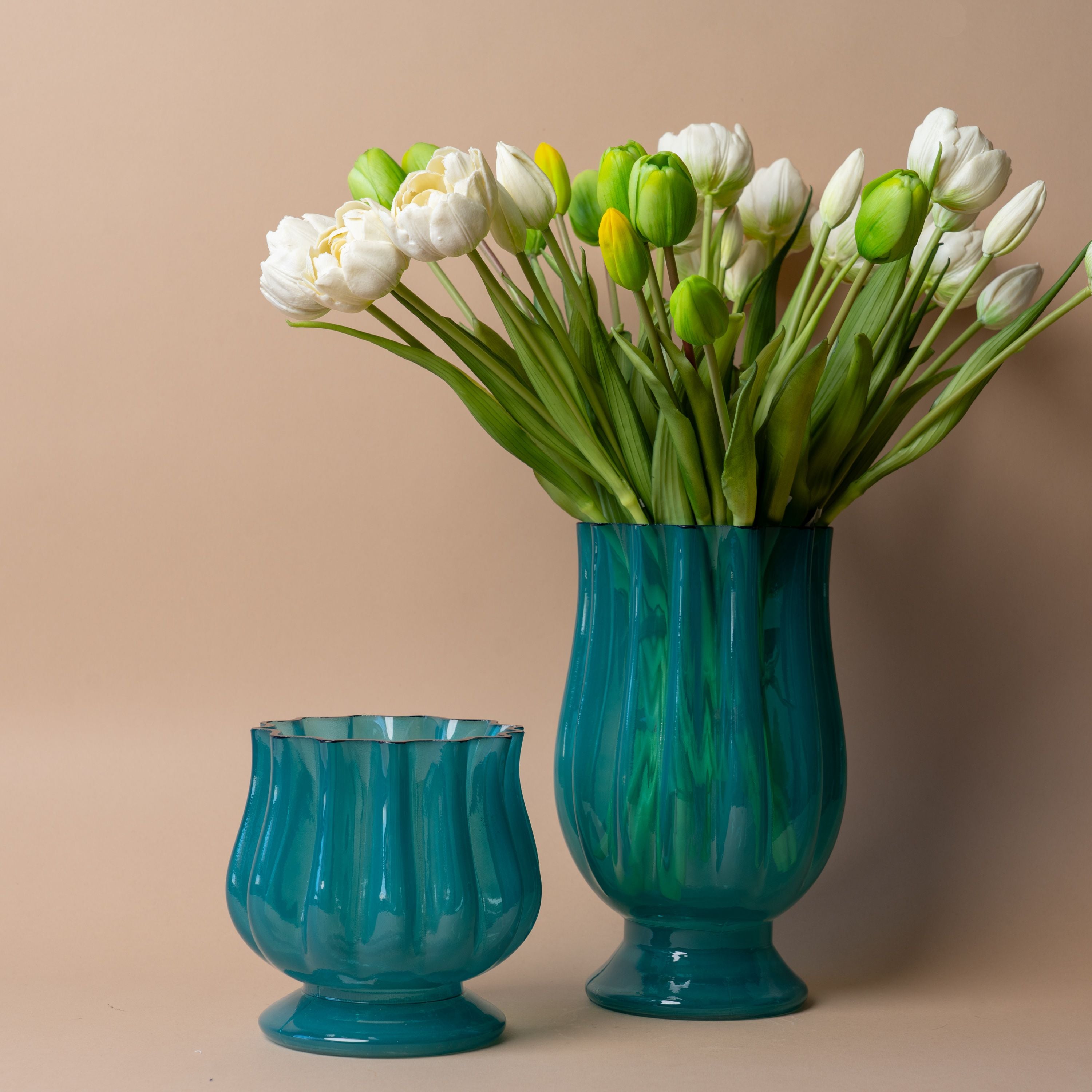 Fluted Pedestal Vase vase Verdant Garden & Home (Faire)