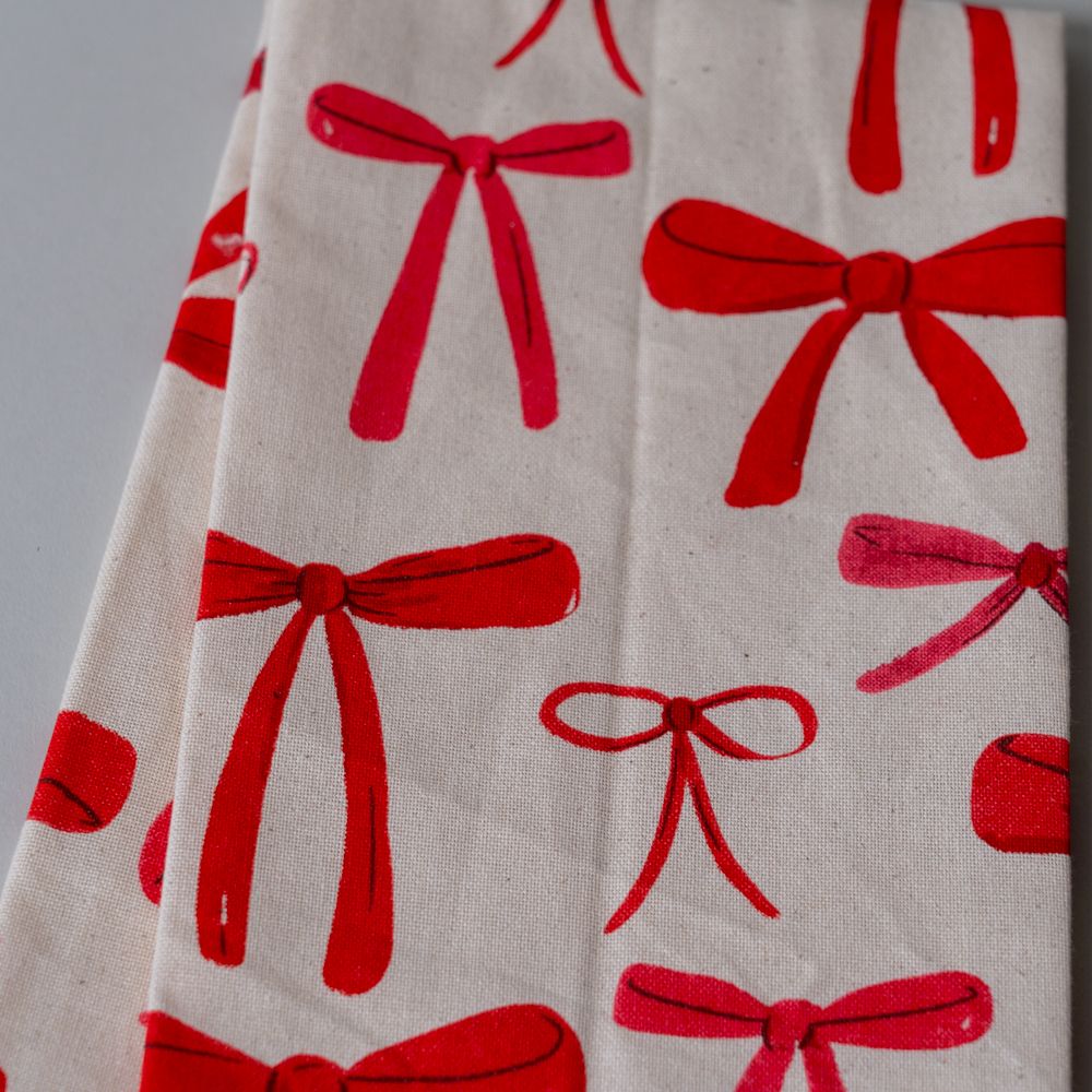 Holiday Bow Tea Towel CHRISTMAS 2025 DANICA (Faire)
