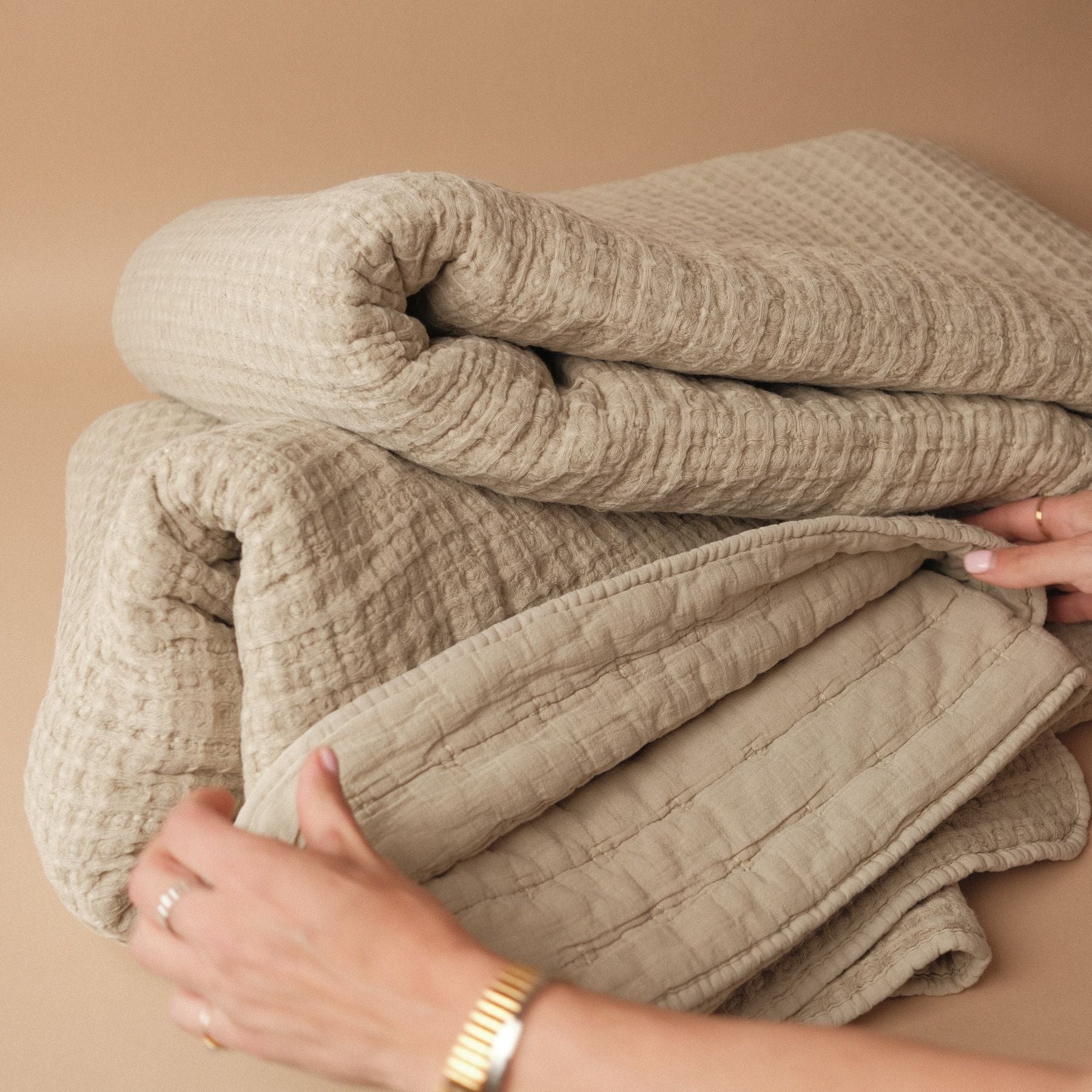 Natural Waffle Cotton Bedding blanket Brunelli (ShopZio)