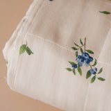 Blueberry Pattern Muslin Quilt