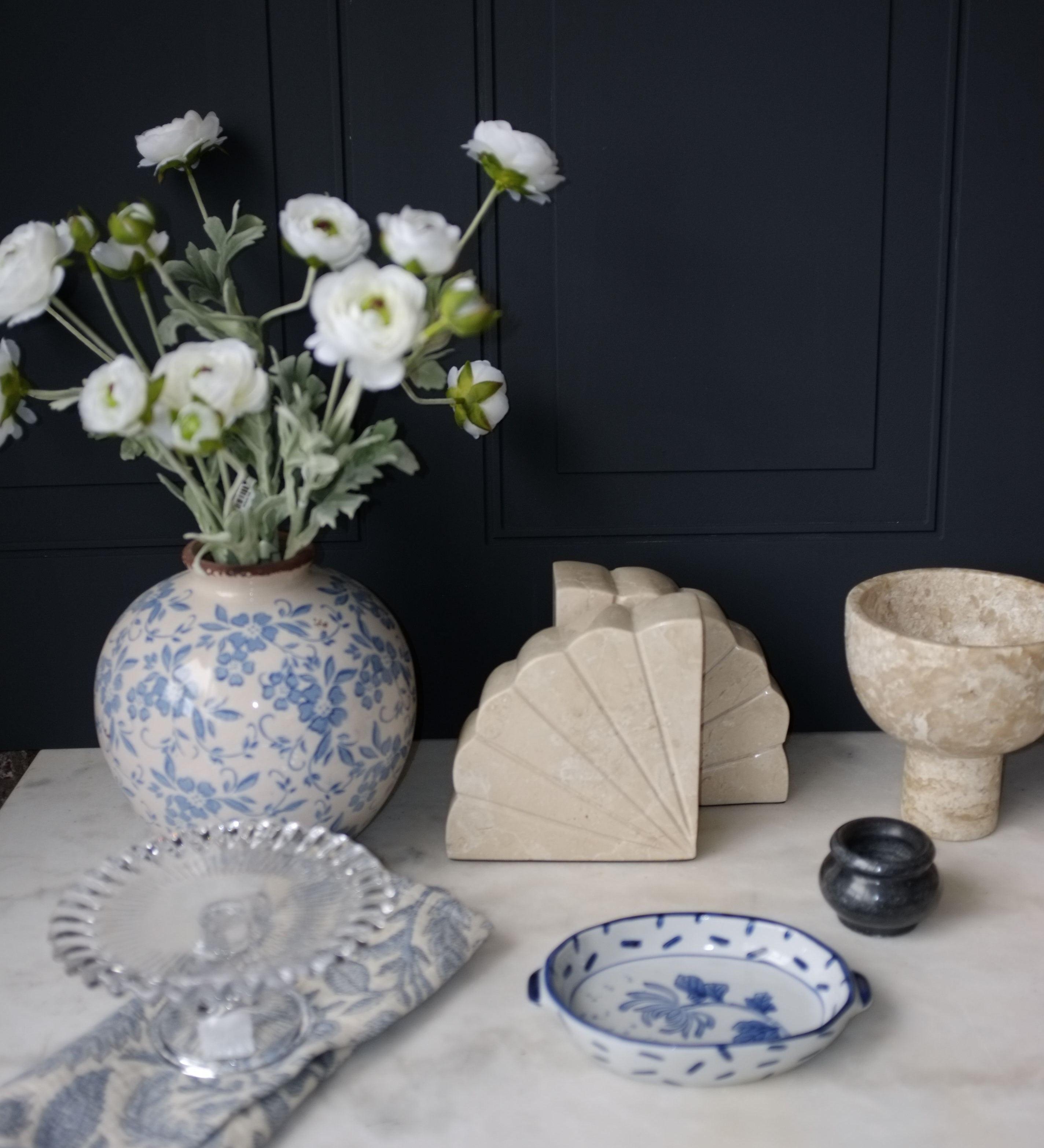 Blue Floral Terracotta Vase vase Creative Co-op (DYA)