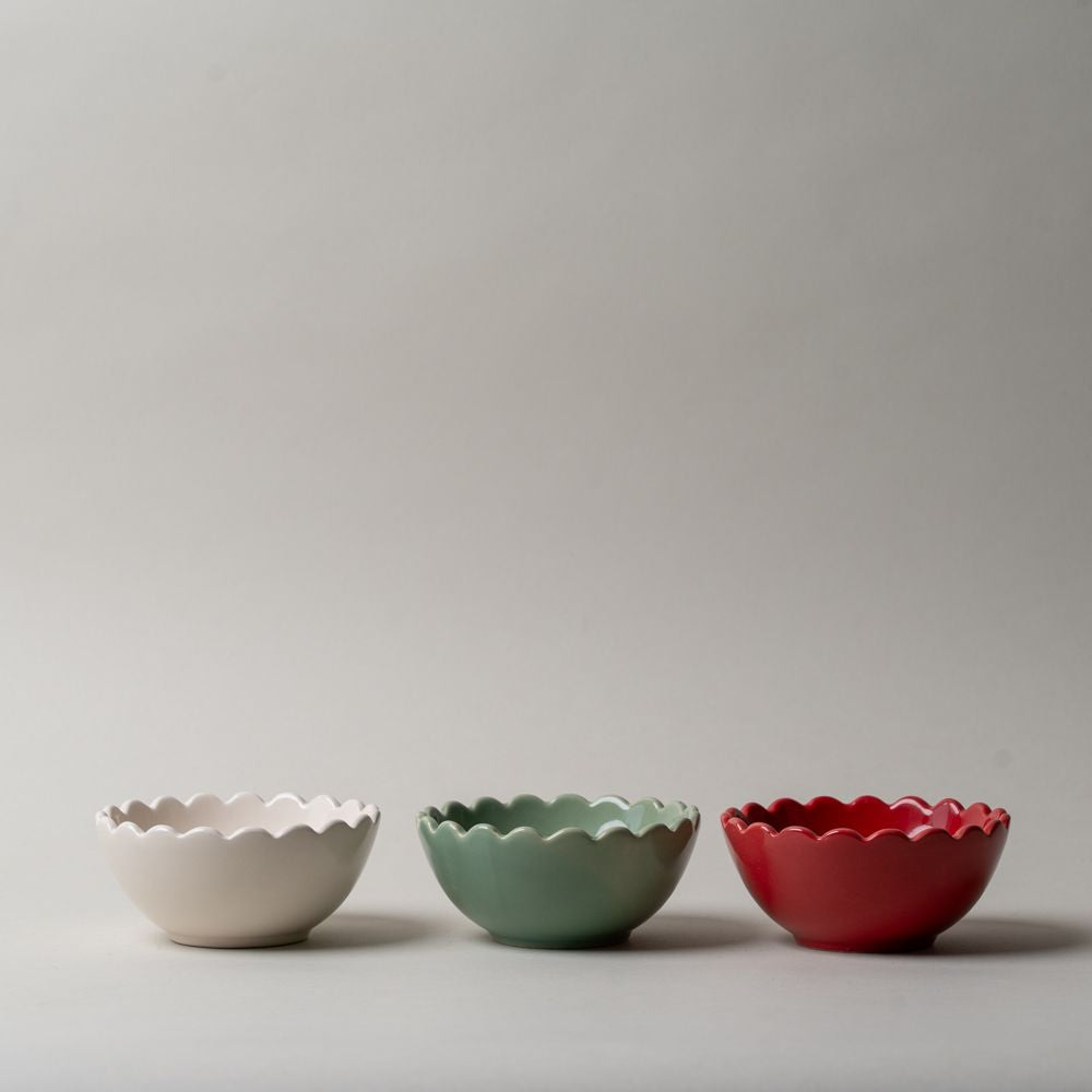 Green Stoneware Scallop Edge Bowl CHRISTMAS 2025 Creative Co-op (DYA)